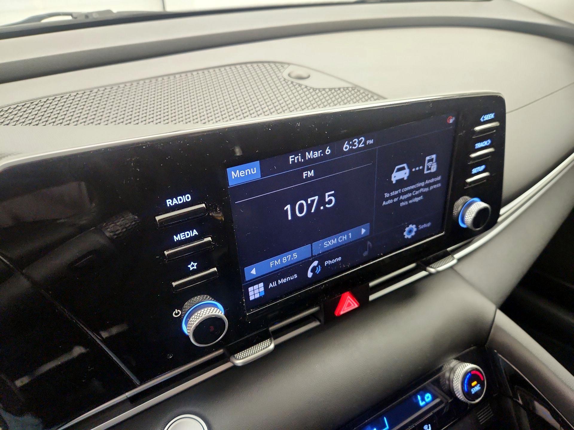 Thumbnail: 2022 Hyundai Elantra - 15