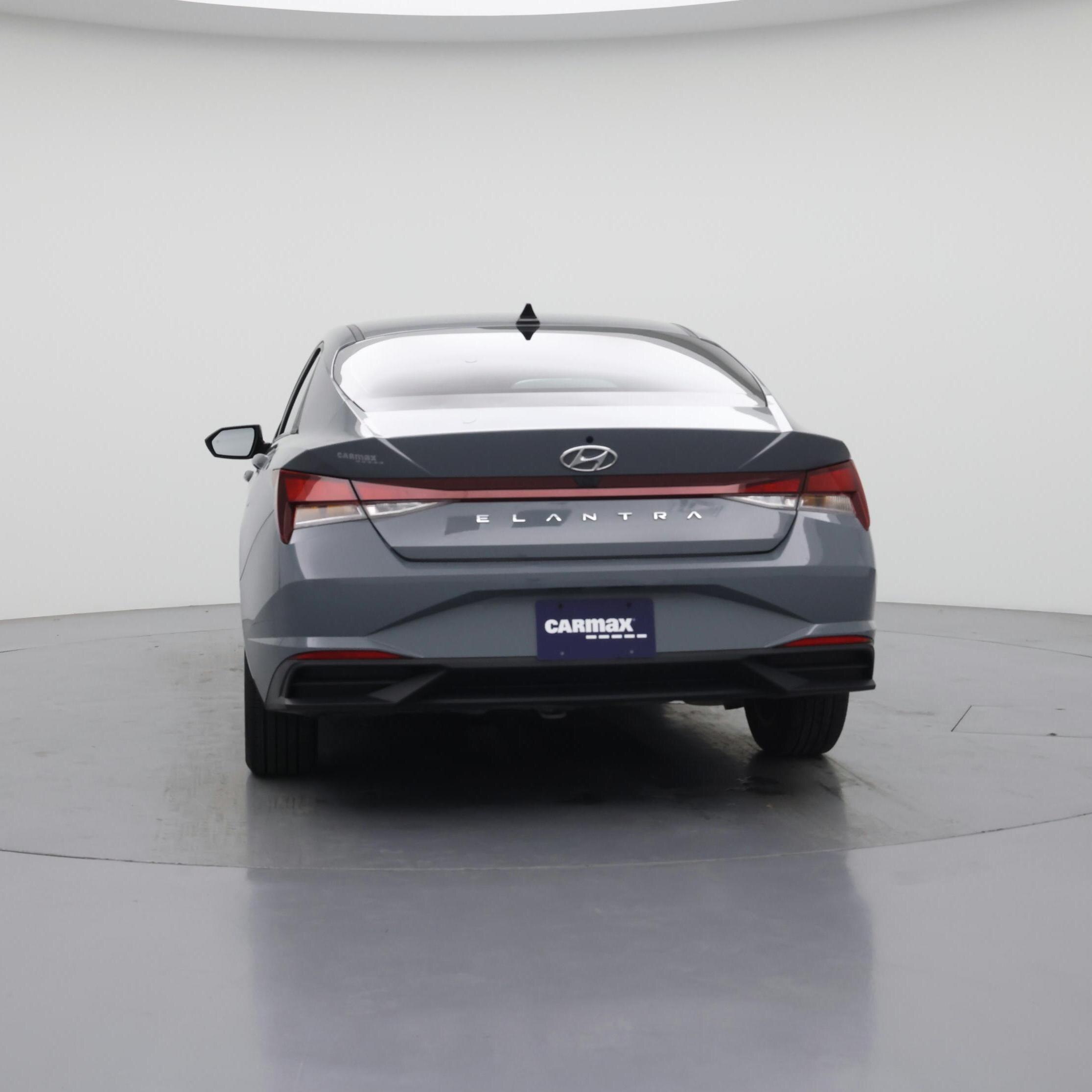 Thumbnail: 2022 Hyundai Elantra - 6