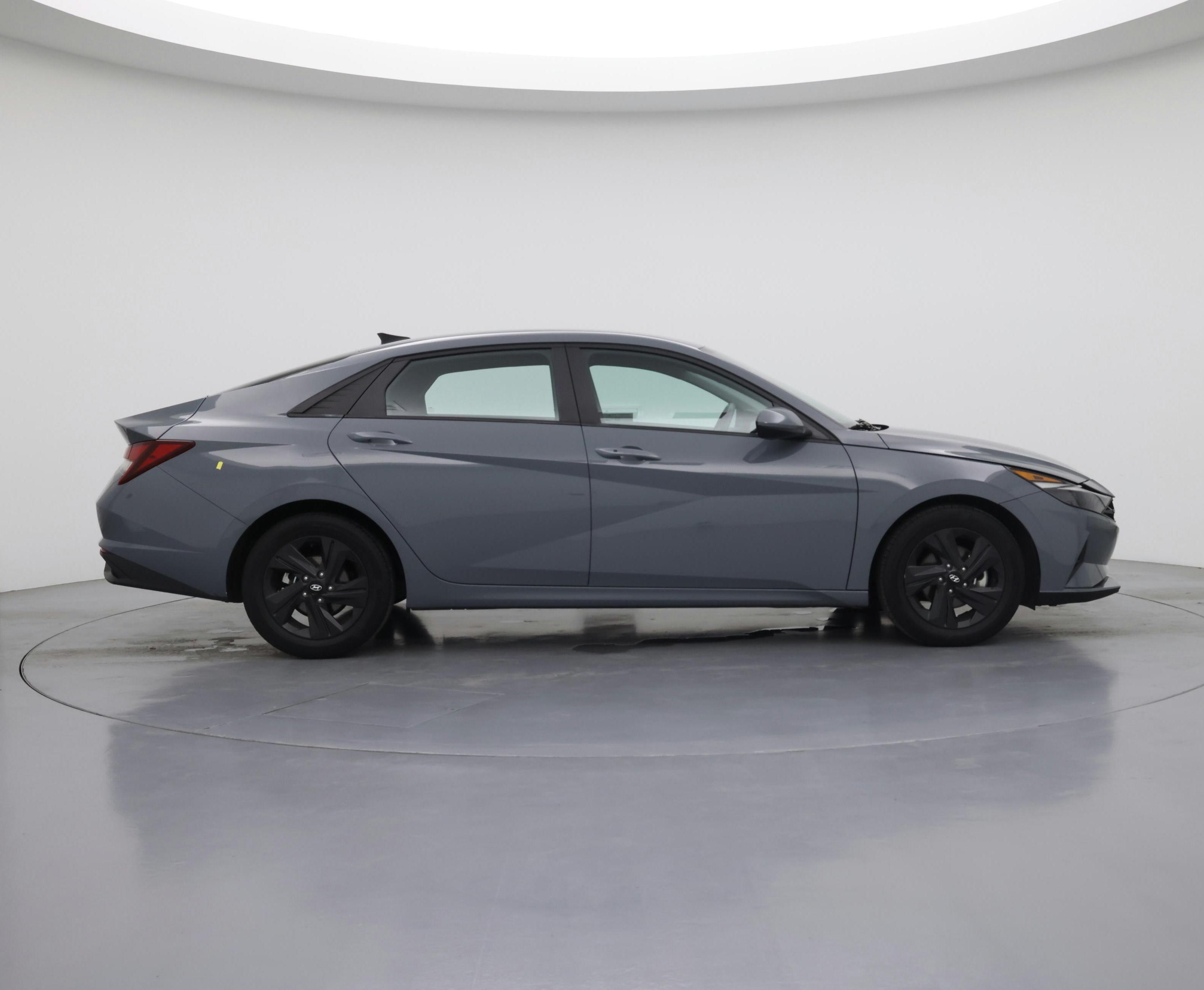 Thumbnail: 2022 Hyundai Elantra - 7