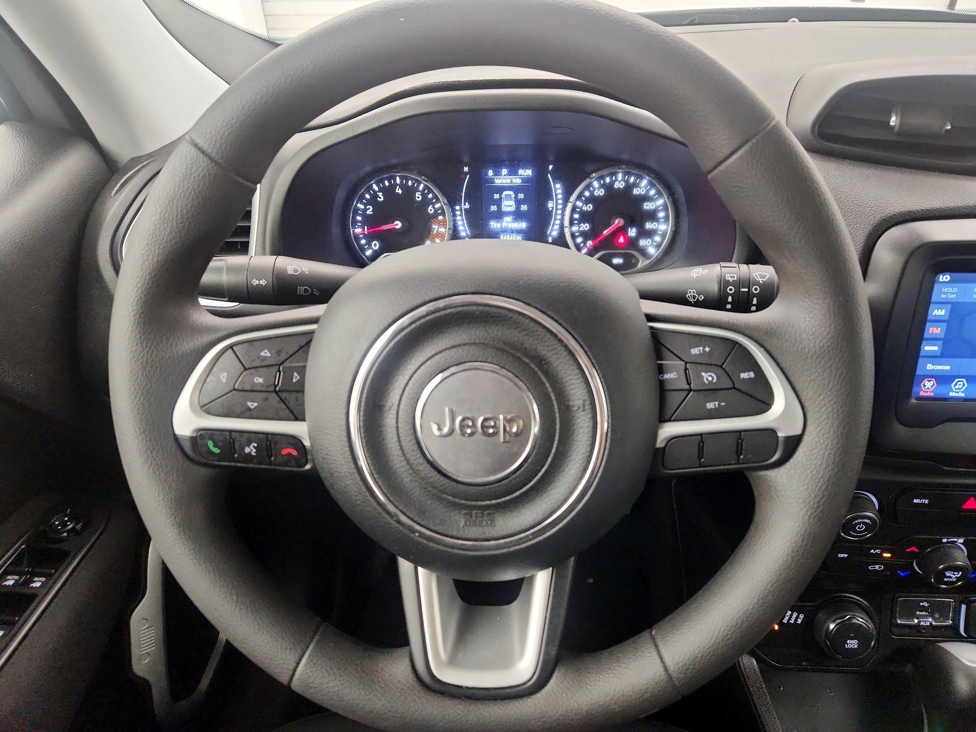 Thumbnail: 2021 Jeep Renegade - 10