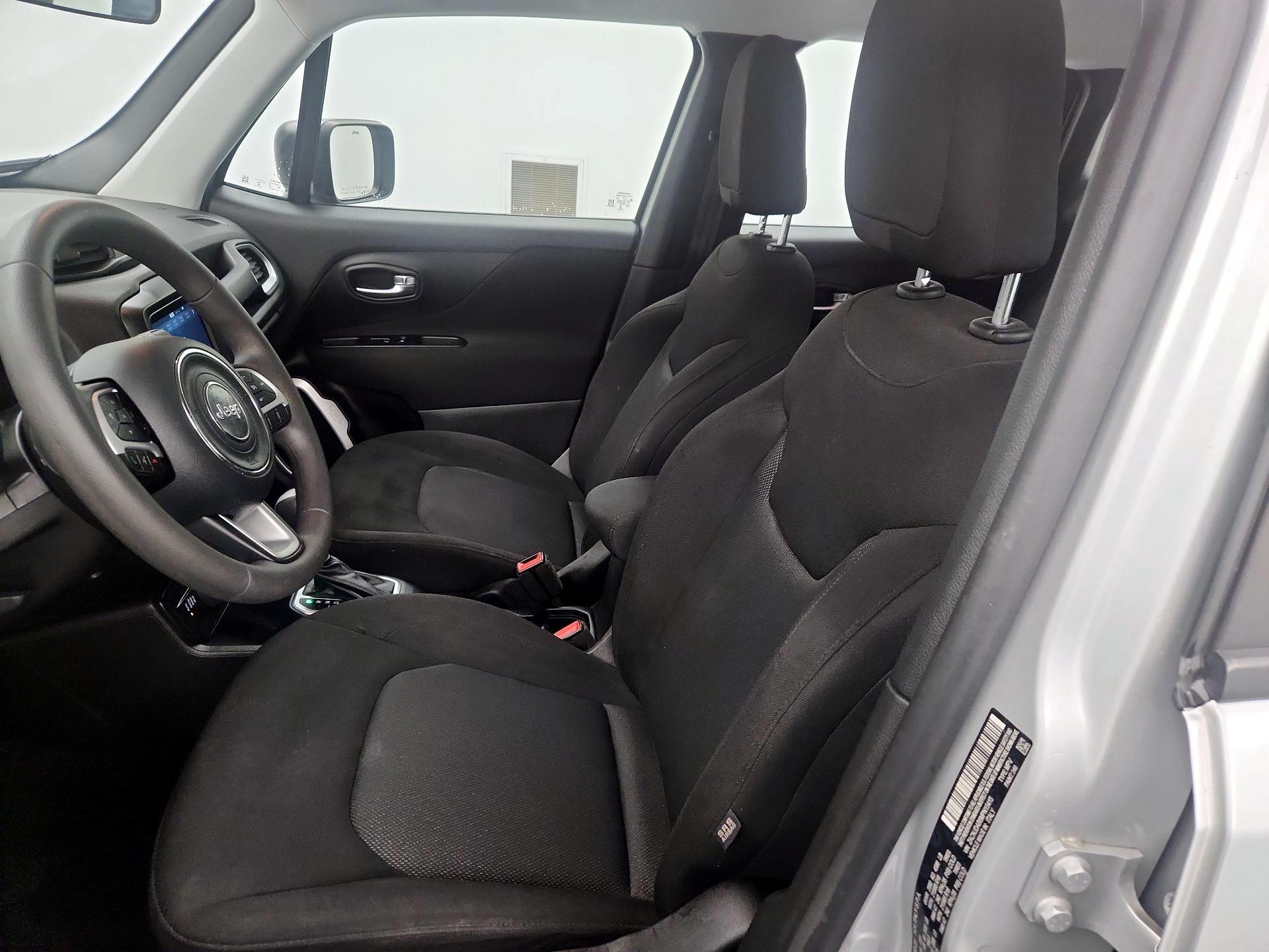 Thumbnail: 2021 Jeep Renegade - 11