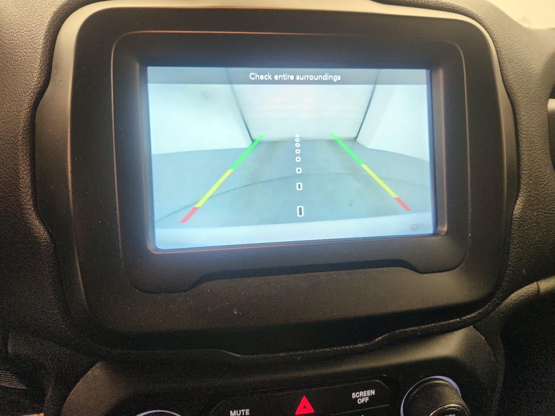 Thumbnail: 2021 Jeep Renegade - 14