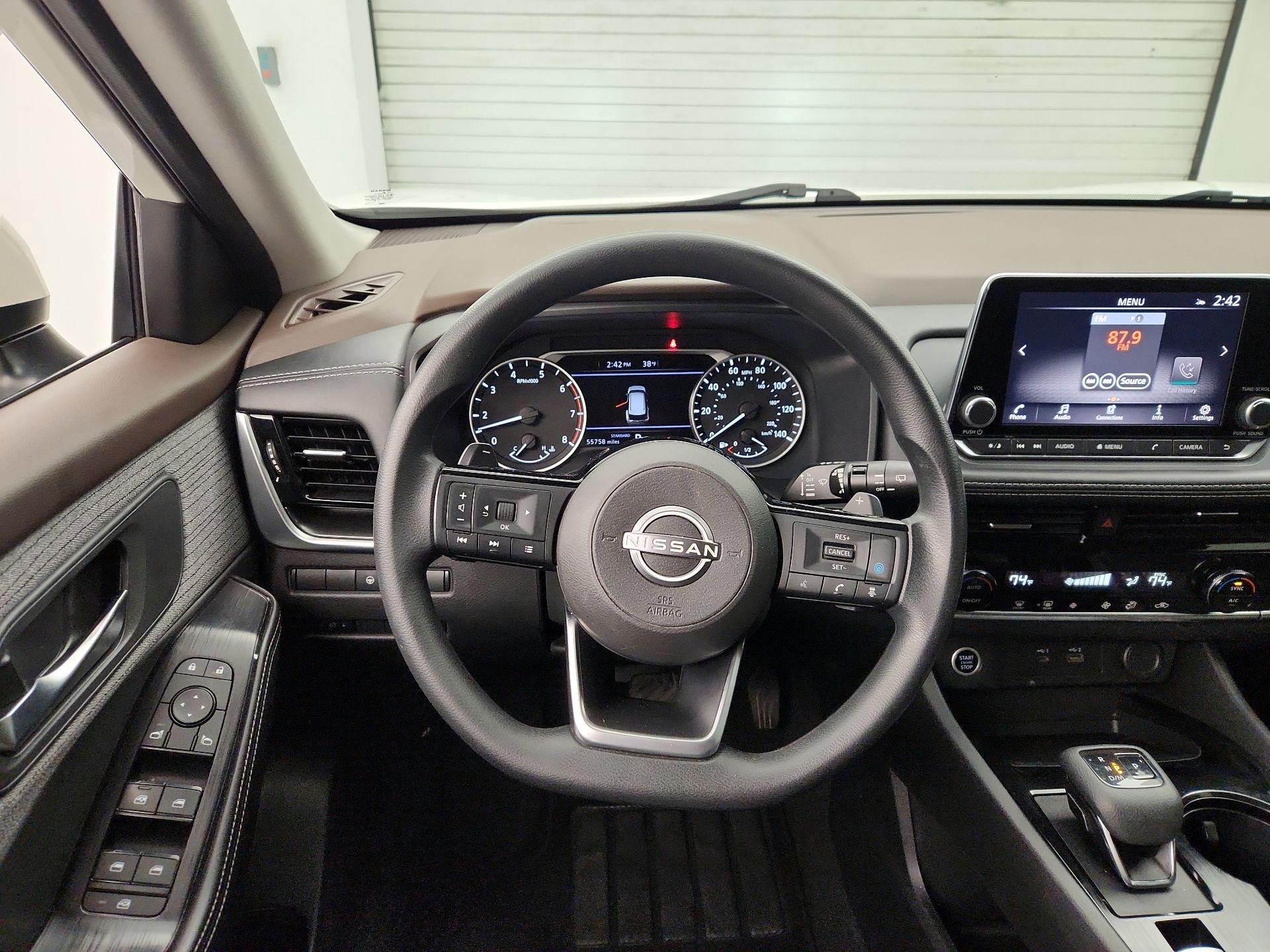 Thumbnail: 2023 Nissan Rogue - 10