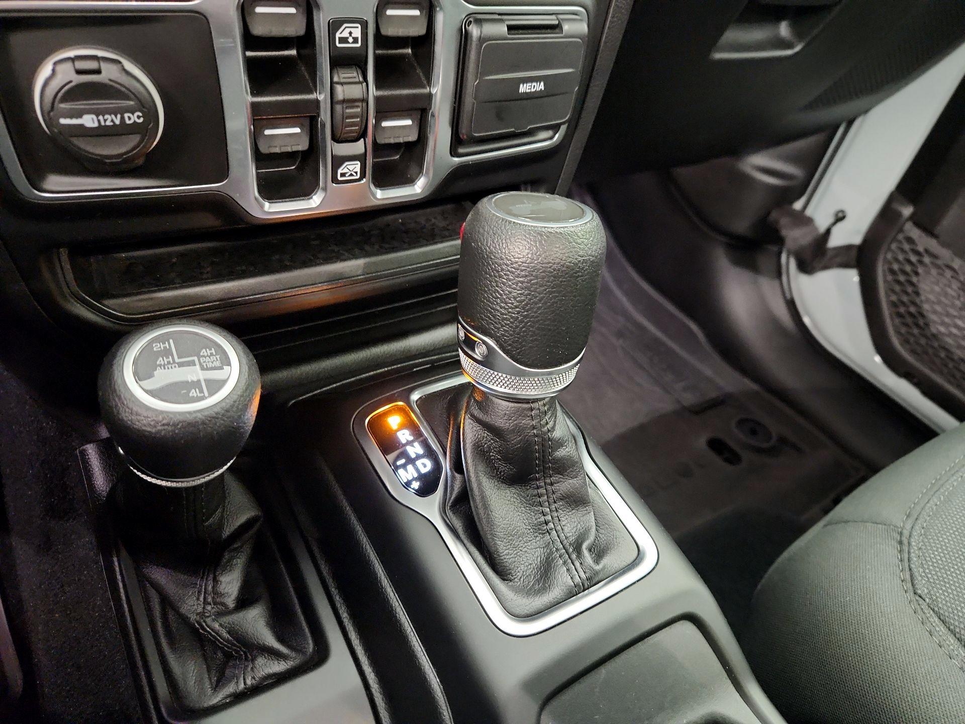 Thumbnail: 2023 Jeep Wrangler - 17