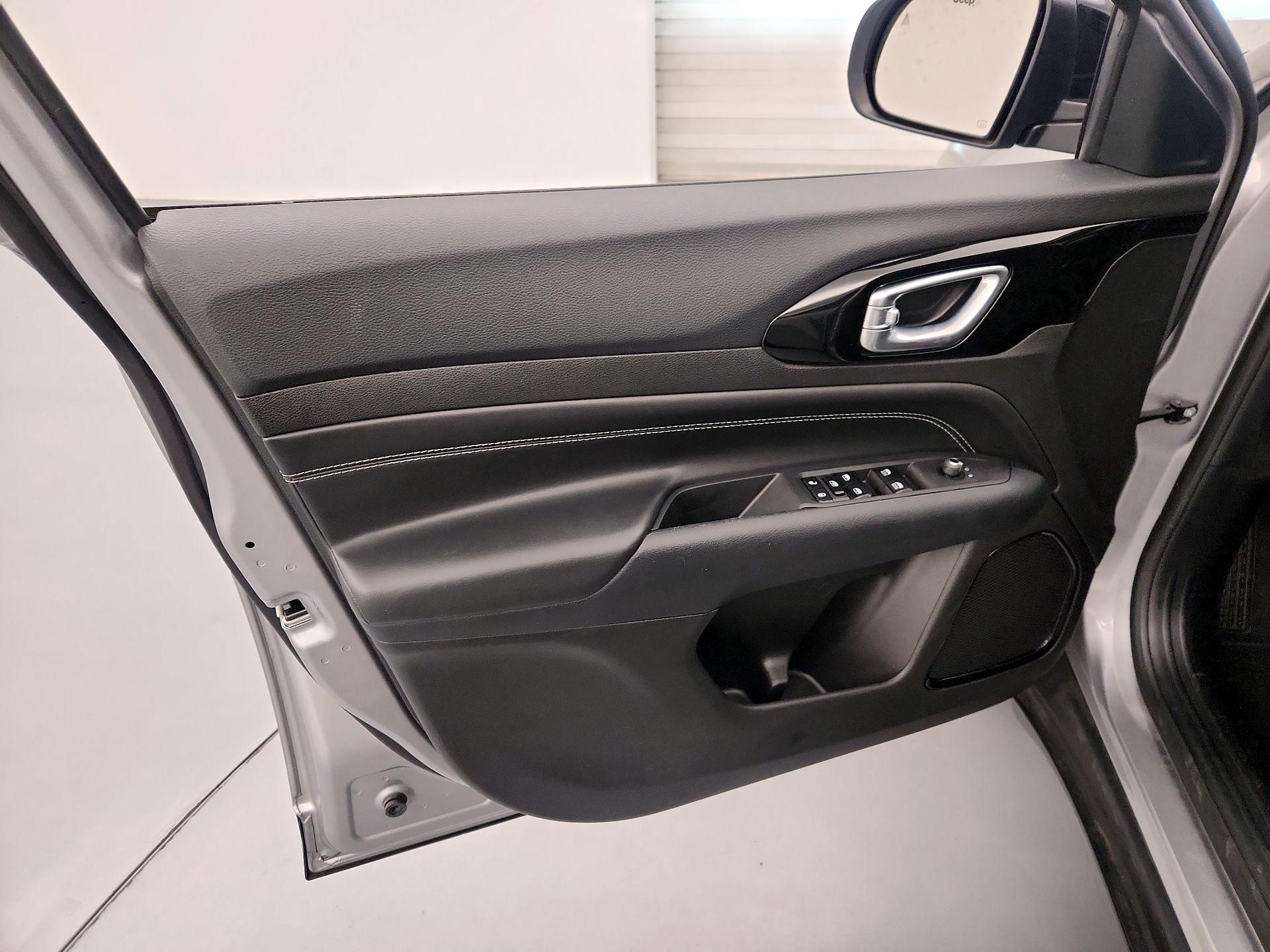 Thumbnail: 2024 Jeep Compass - 12