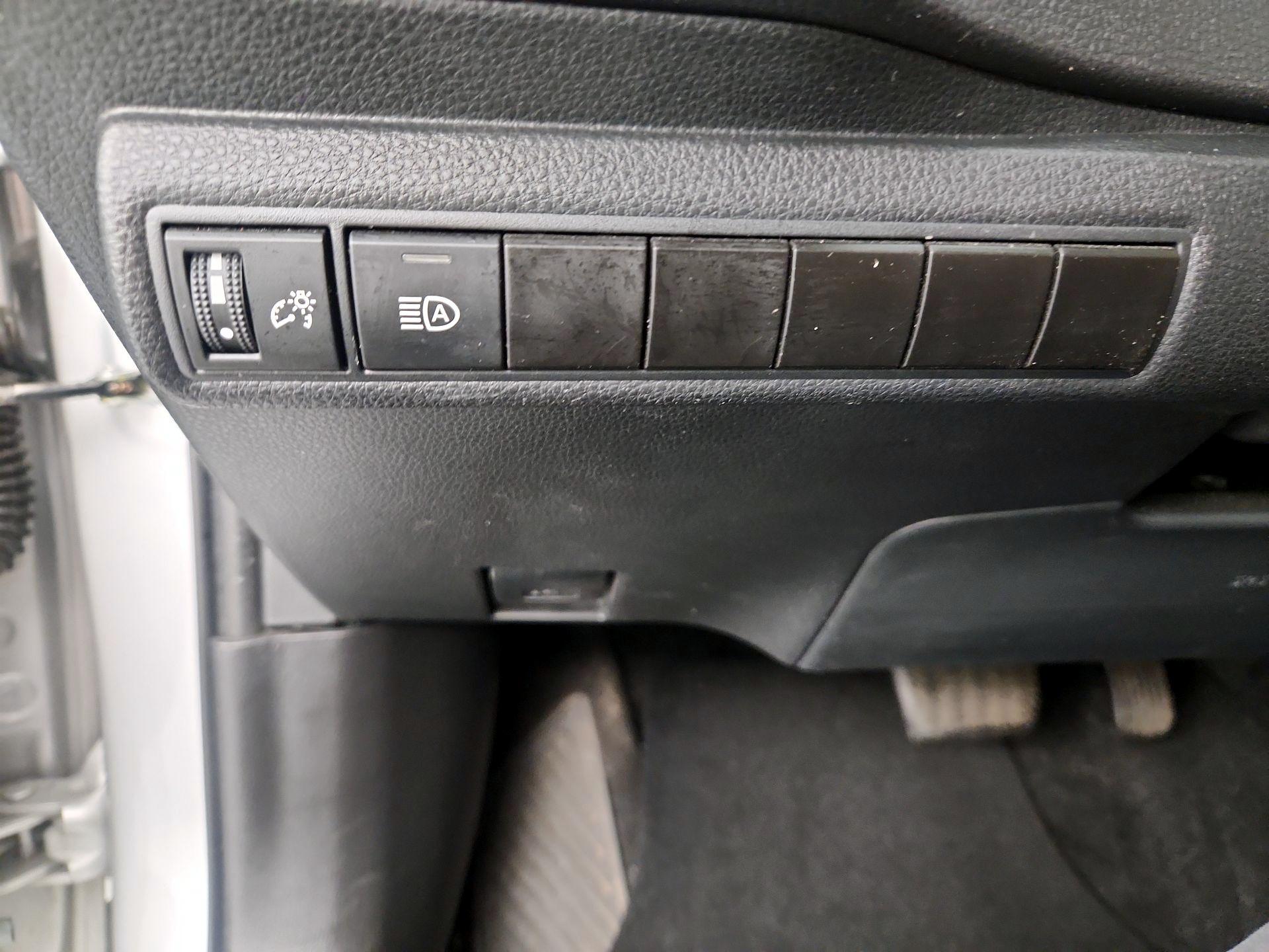 Thumbnail: 2024 Toyota Corolla - 13