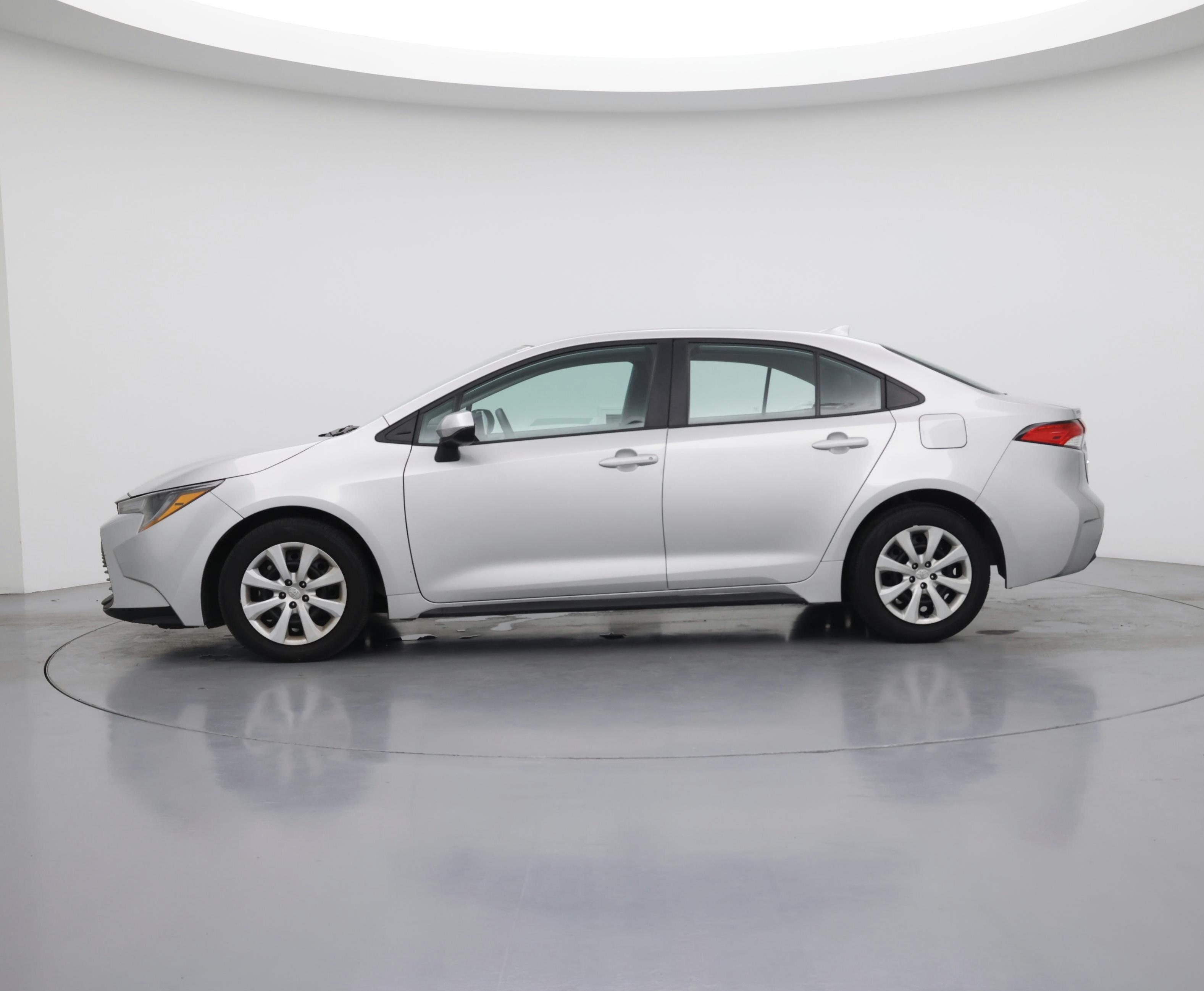 Thumbnail: 2024 Toyota Corolla - 3