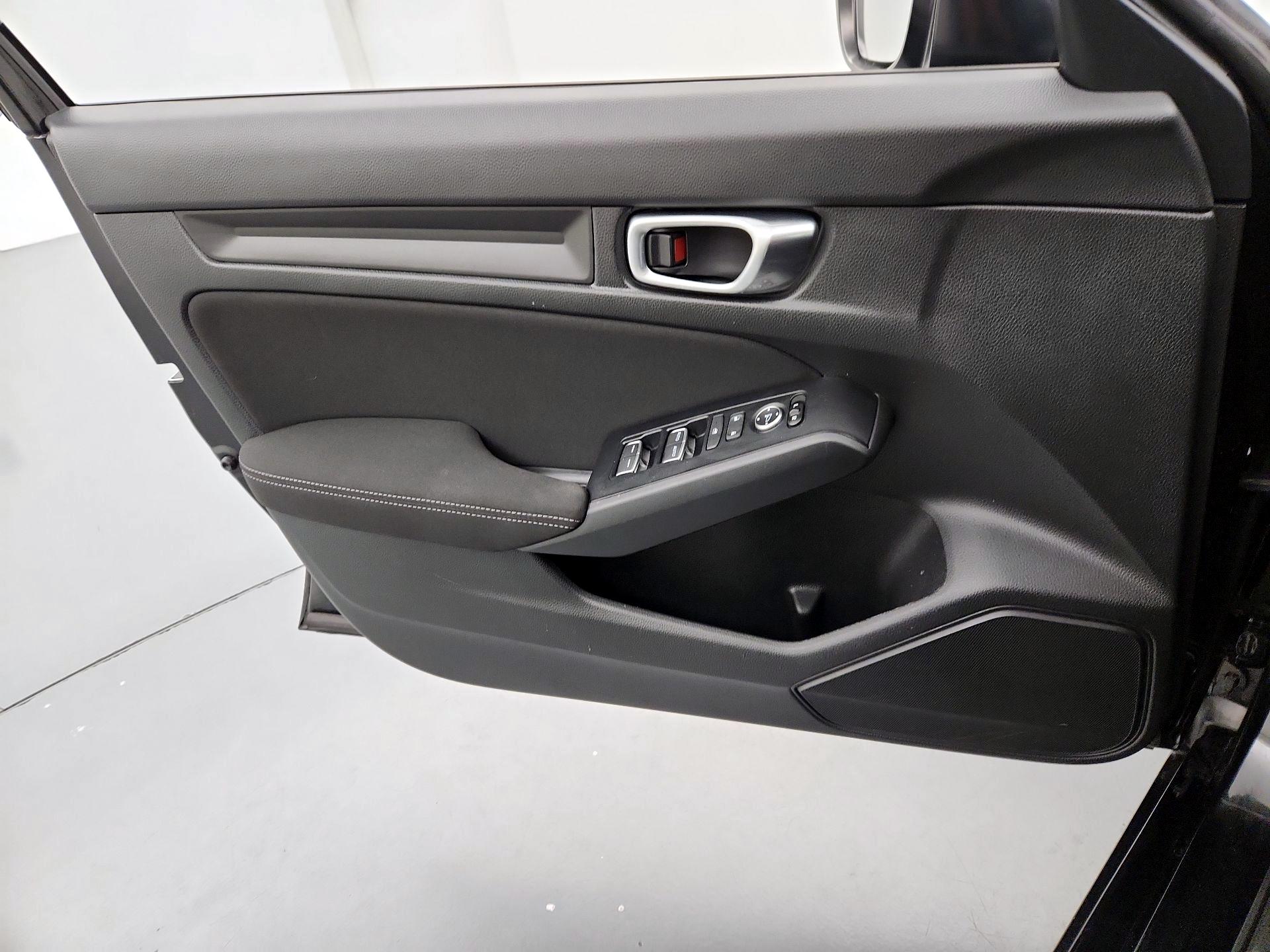 Thumbnail: 2024 Honda Civic - 12