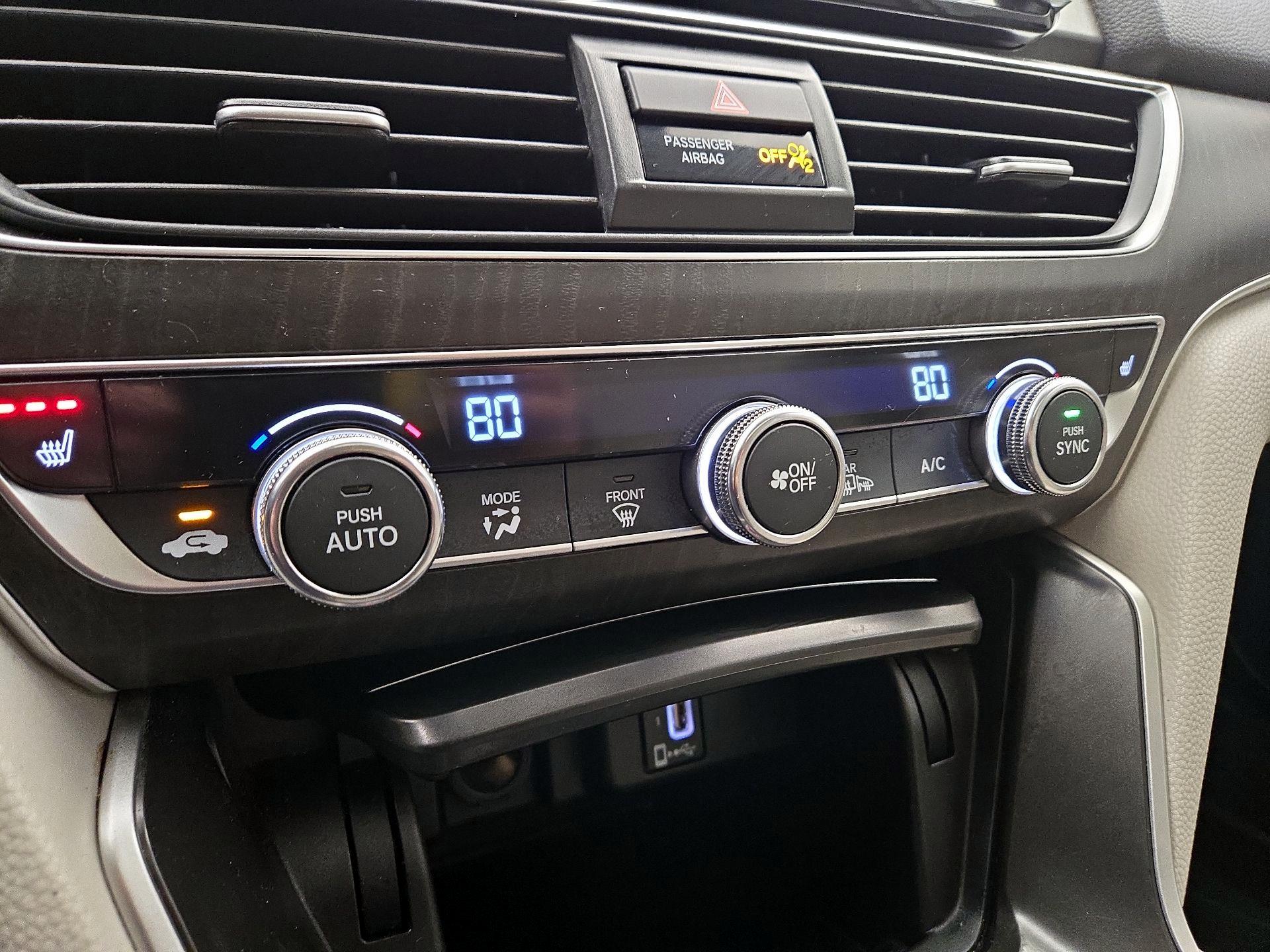 Thumbnail: 2018 Honda Accord - 17