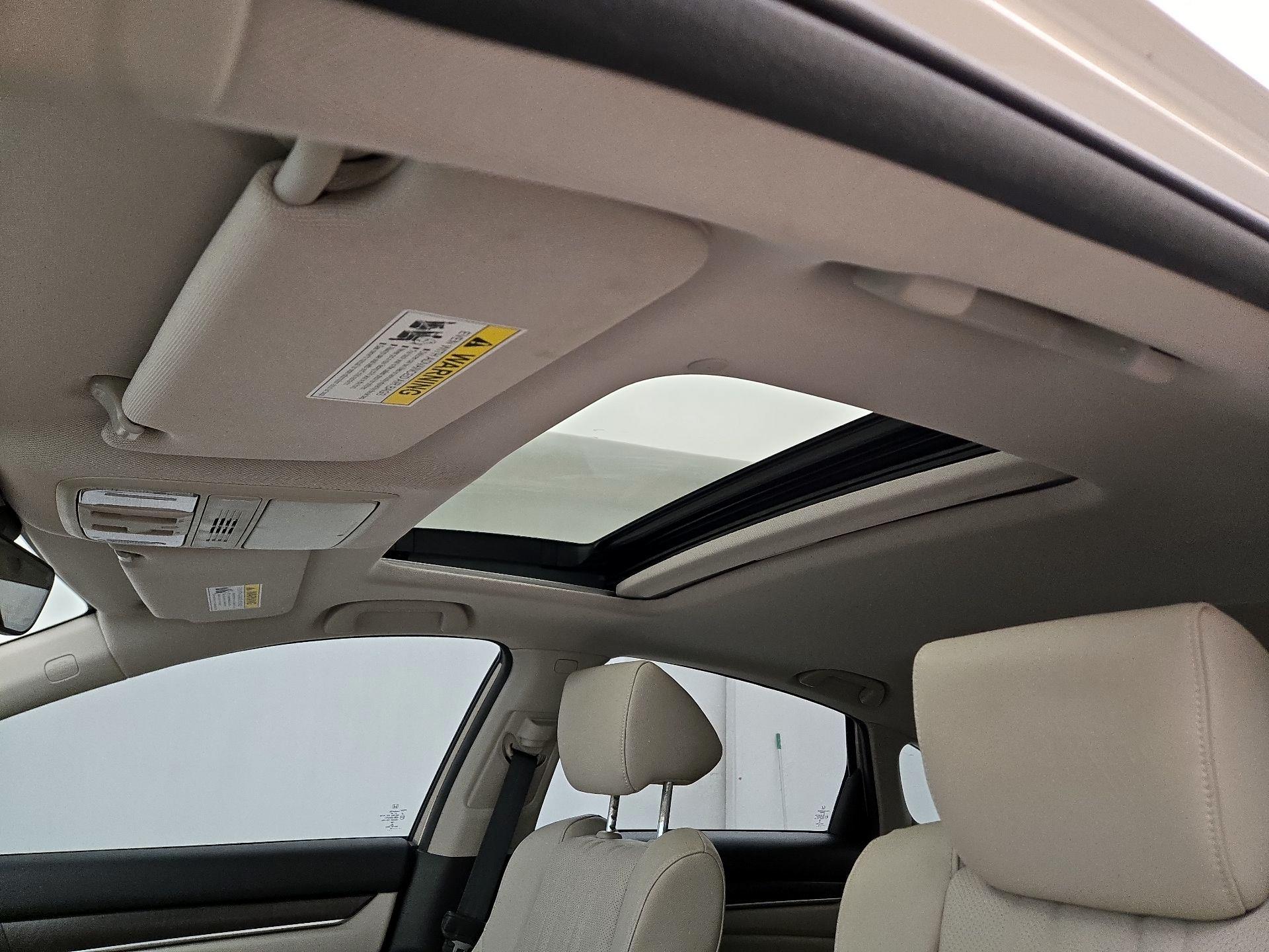 Thumbnail: 2018 Honda Accord - 20