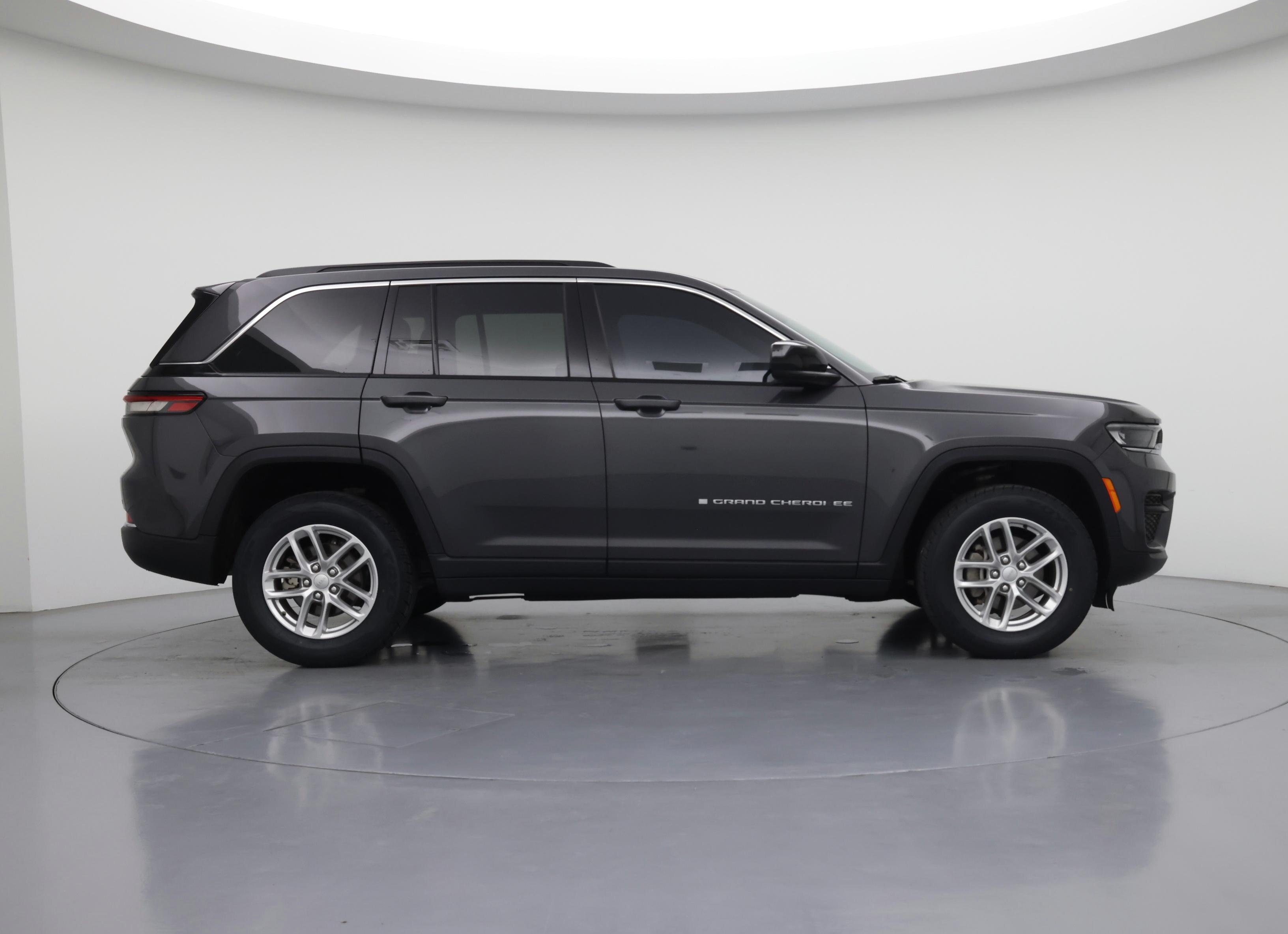 Thumbnail: 2024 Jeep Grand Cherokee - 7