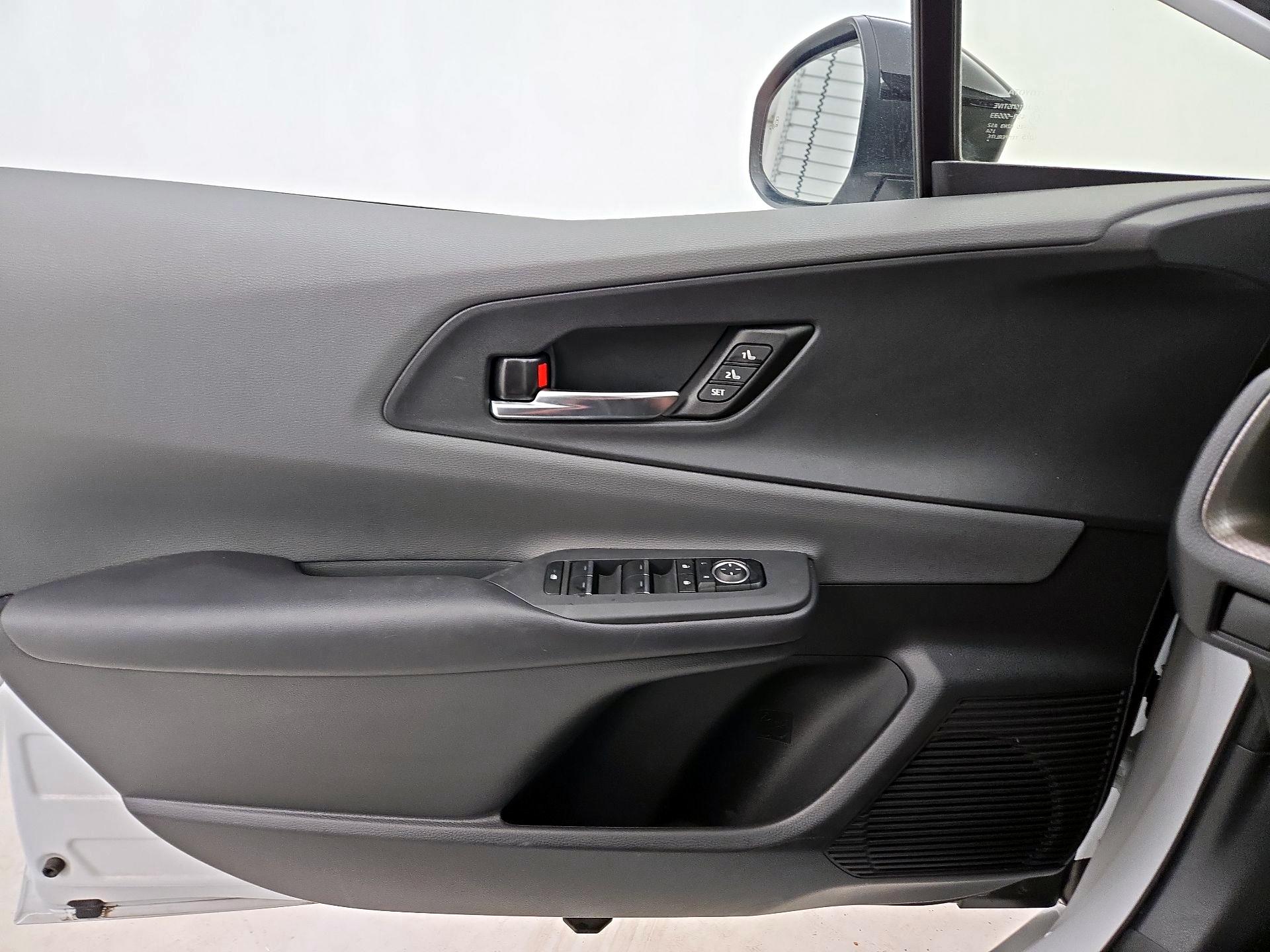 Thumbnail: 2023 Toyota Prius - 12