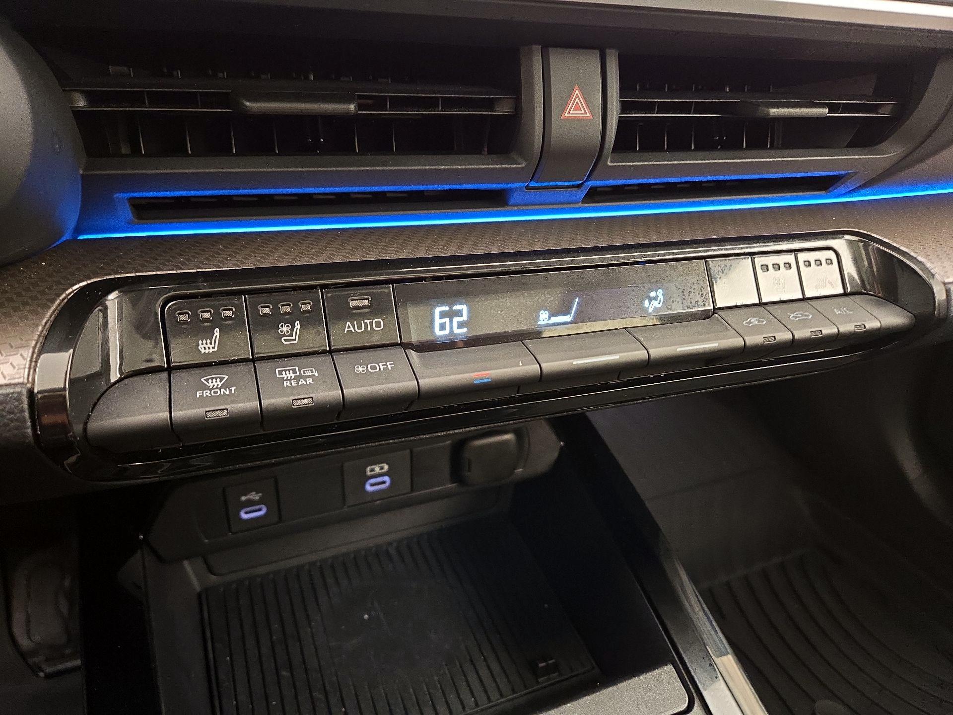 Thumbnail: 2023 Toyota Prius - 16