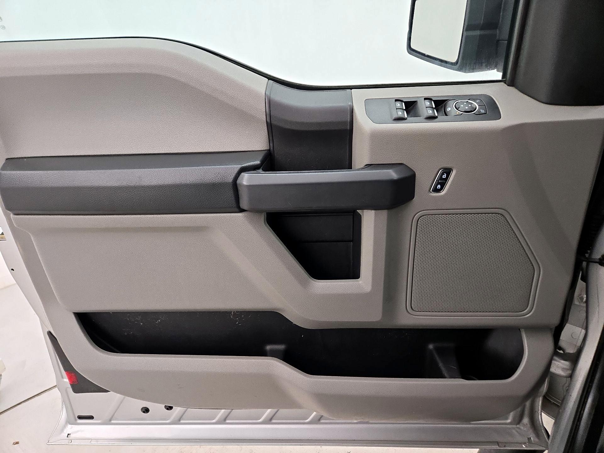 Thumbnail: 2017 Ford F-150 - 12