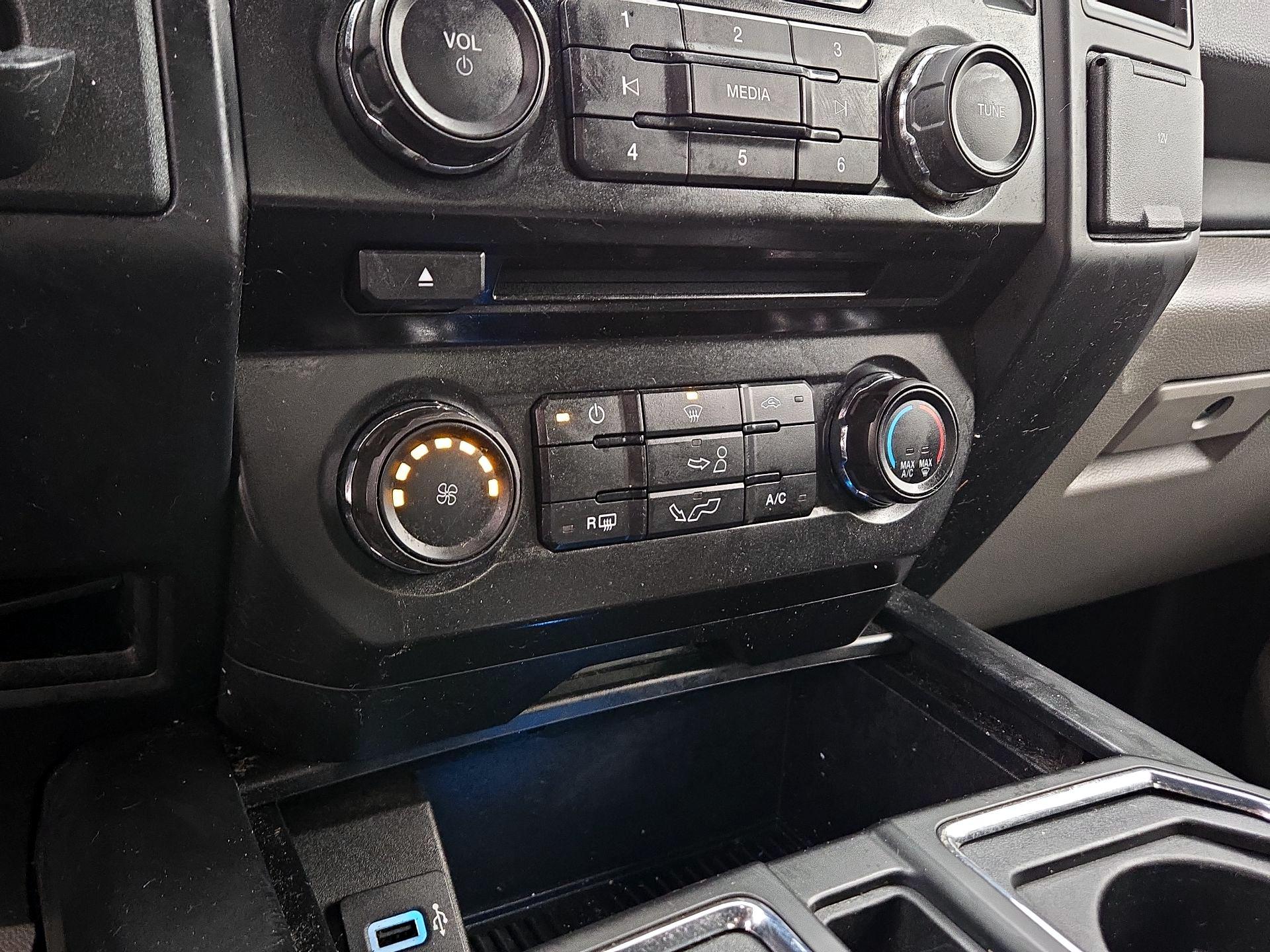 Thumbnail: 2017 Ford F-150 - 15