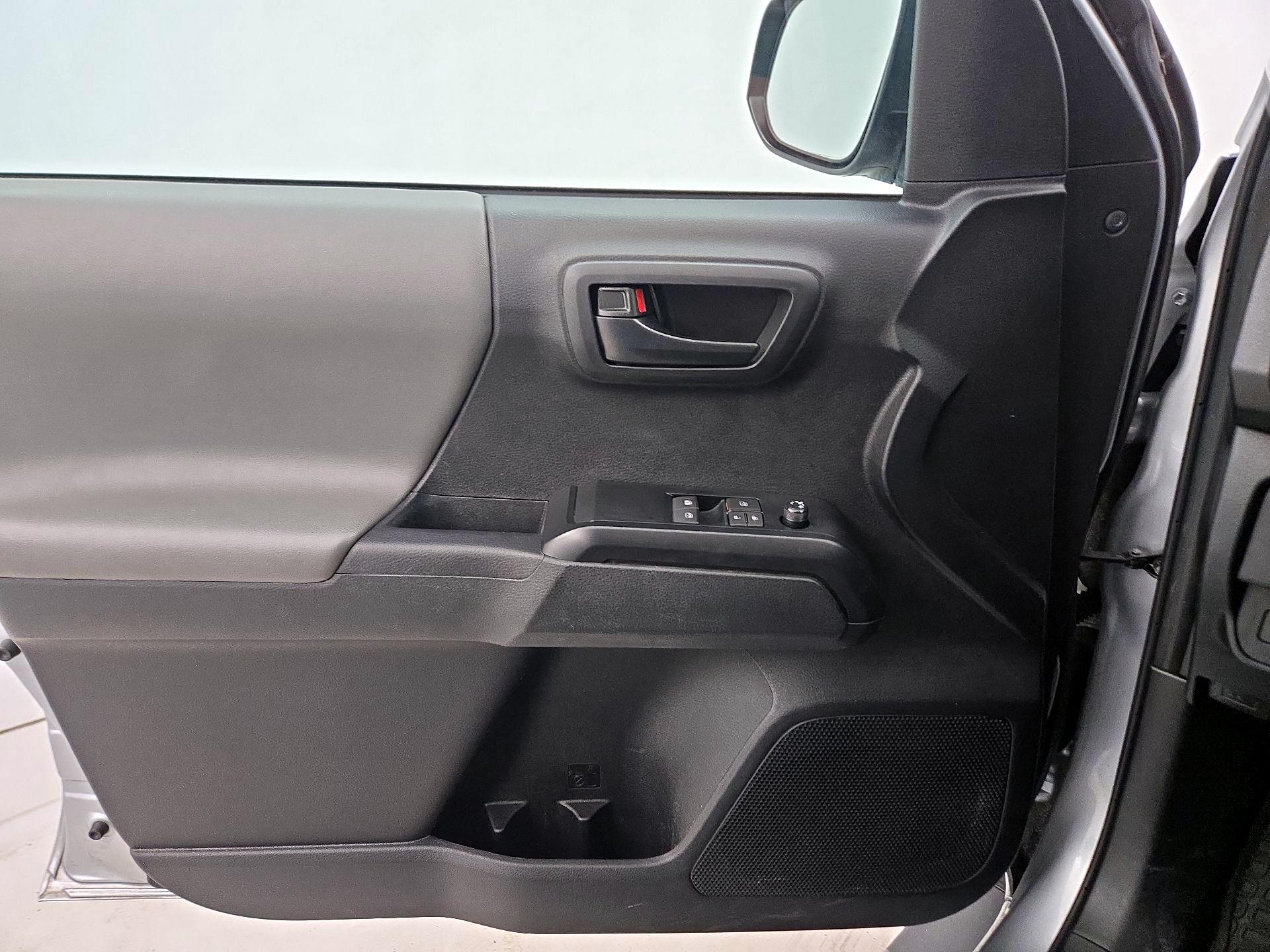 Thumbnail: 2023 Toyota Tacoma - 12