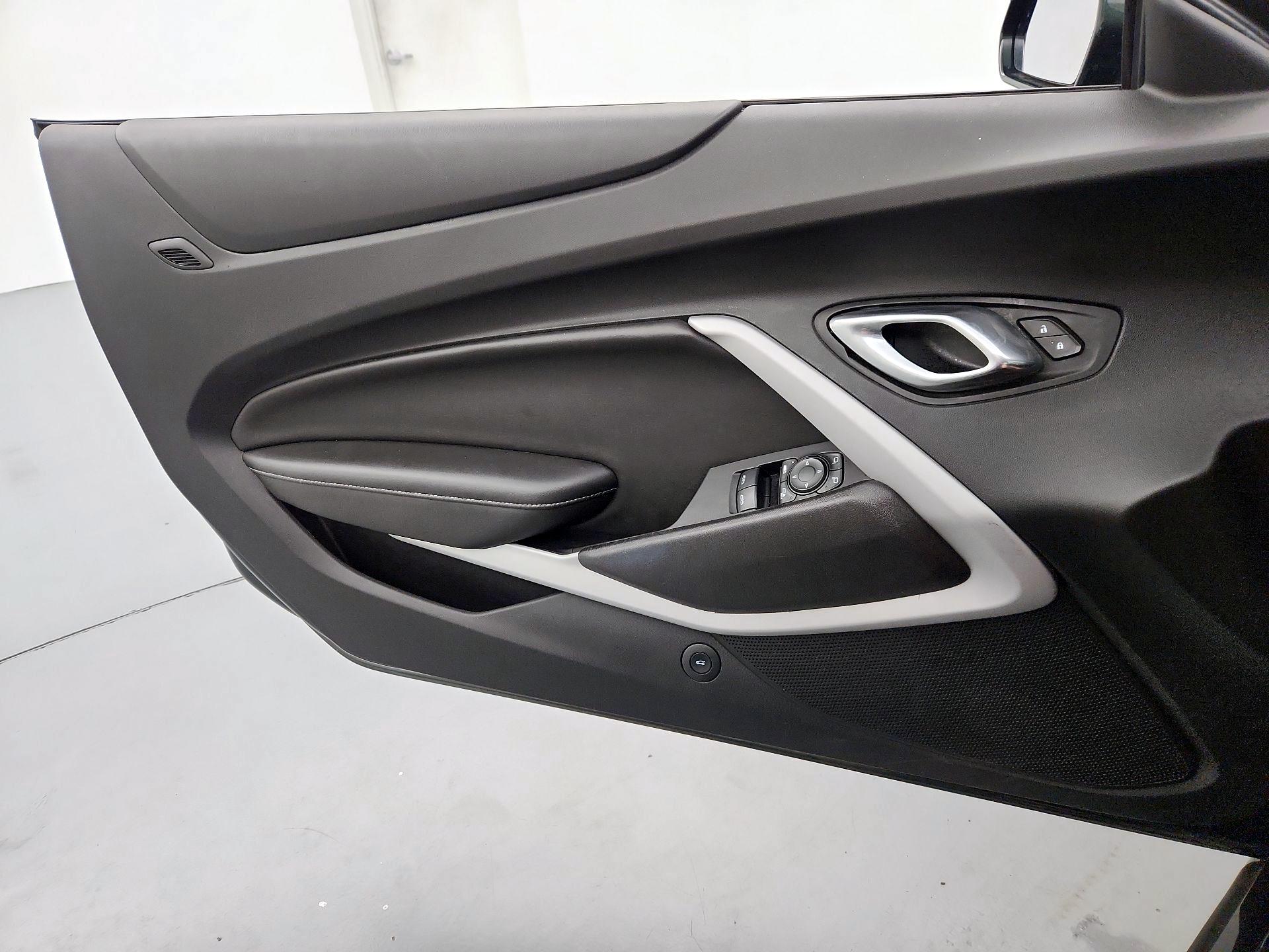 Thumbnail: 2020 Chevrolet Camaro - 12