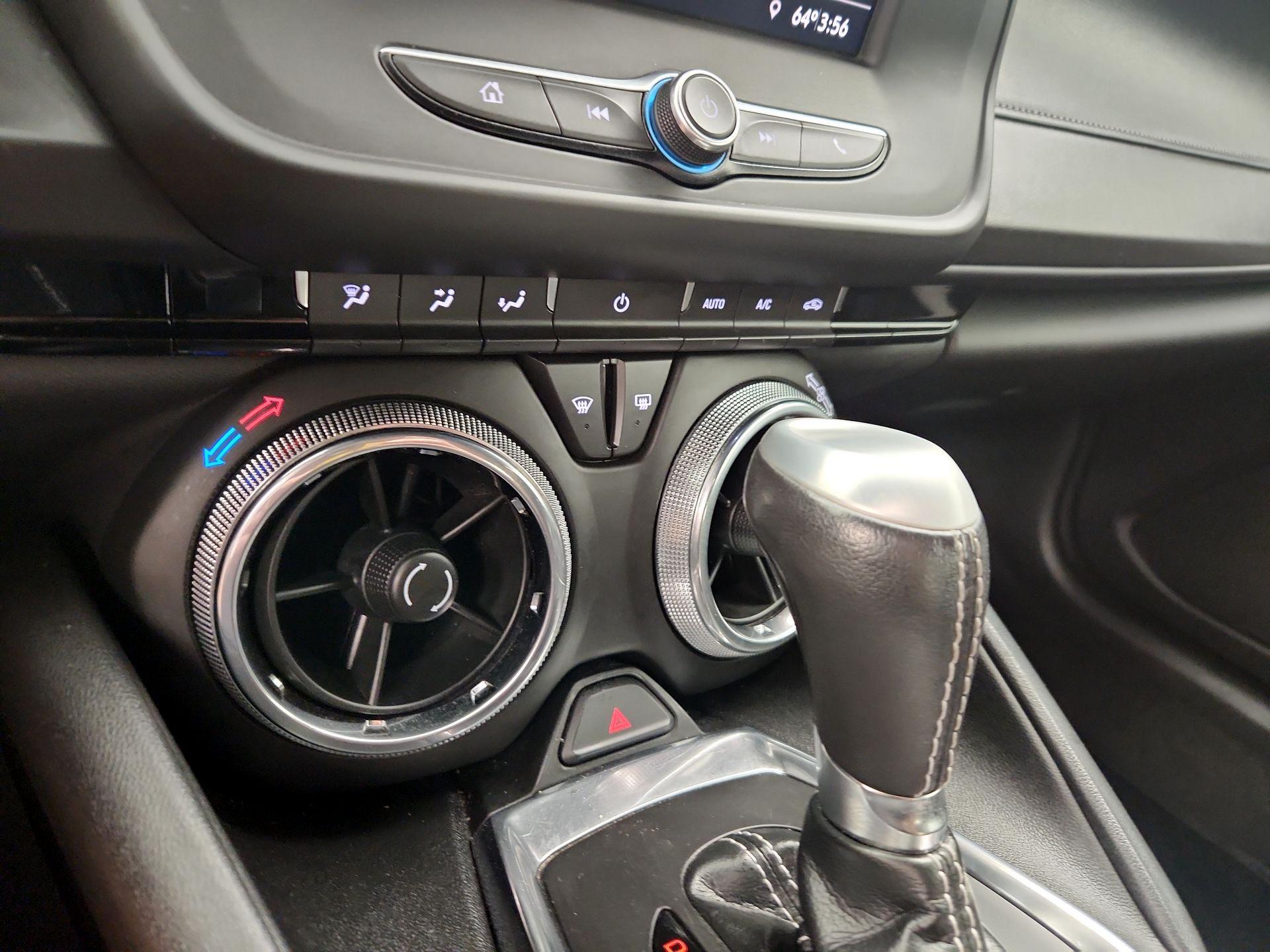 Thumbnail: 2020 Chevrolet Camaro - 15