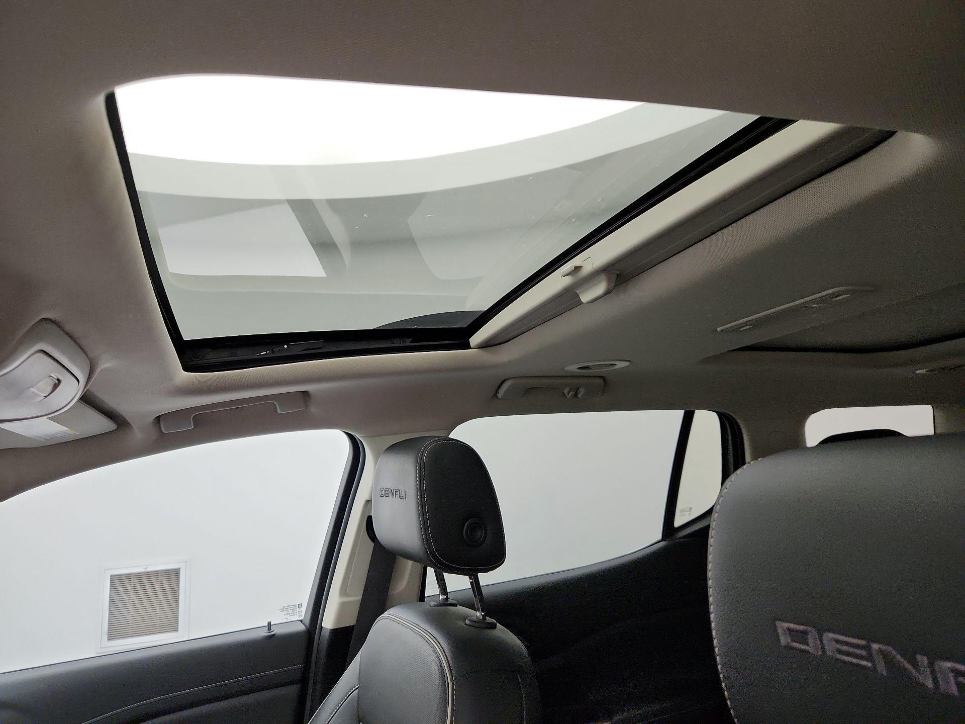 Thumbnail: 2021 GMC Acadia - 20