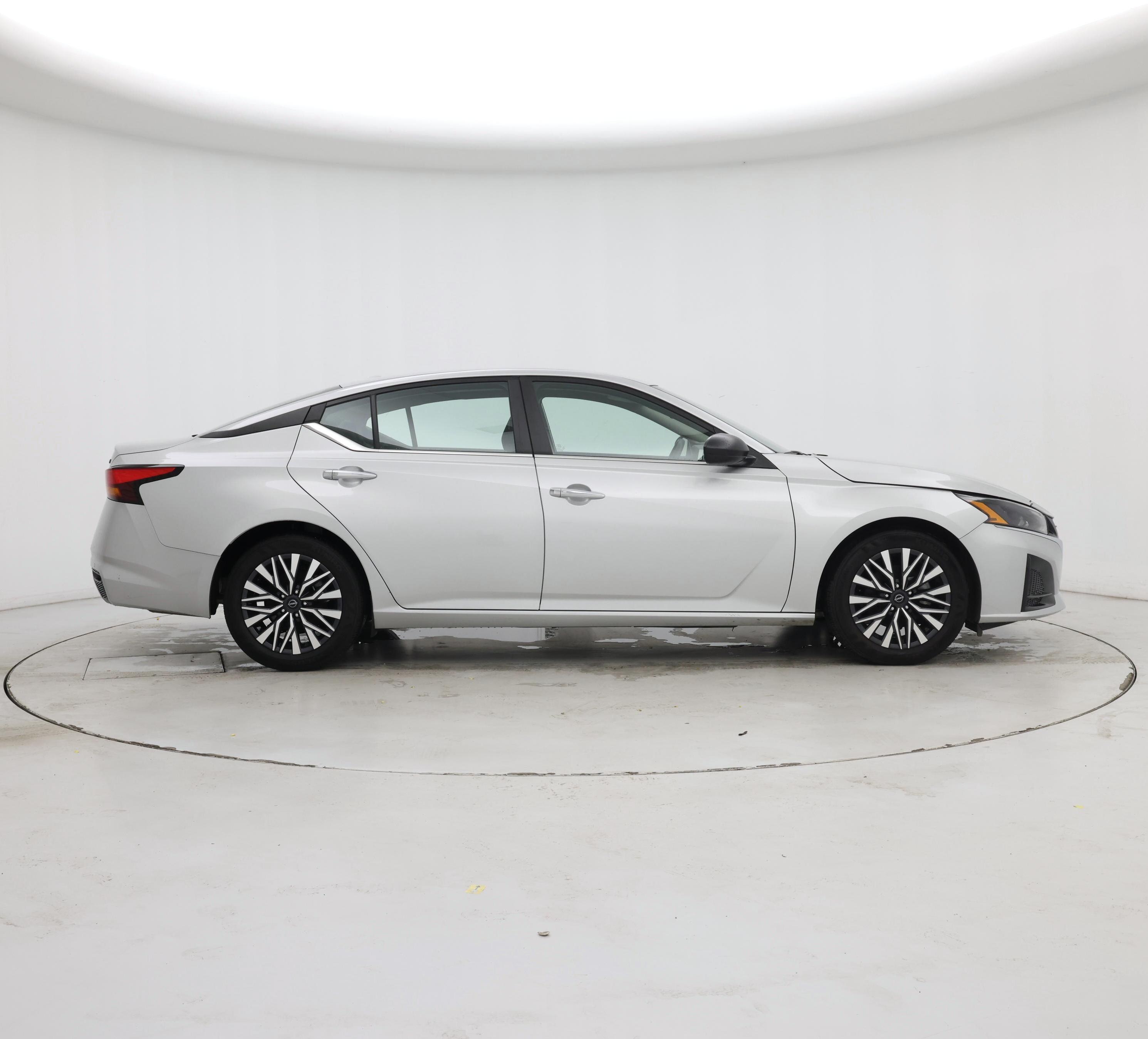 Thumbnail: 2024 Nissan Altima - 7