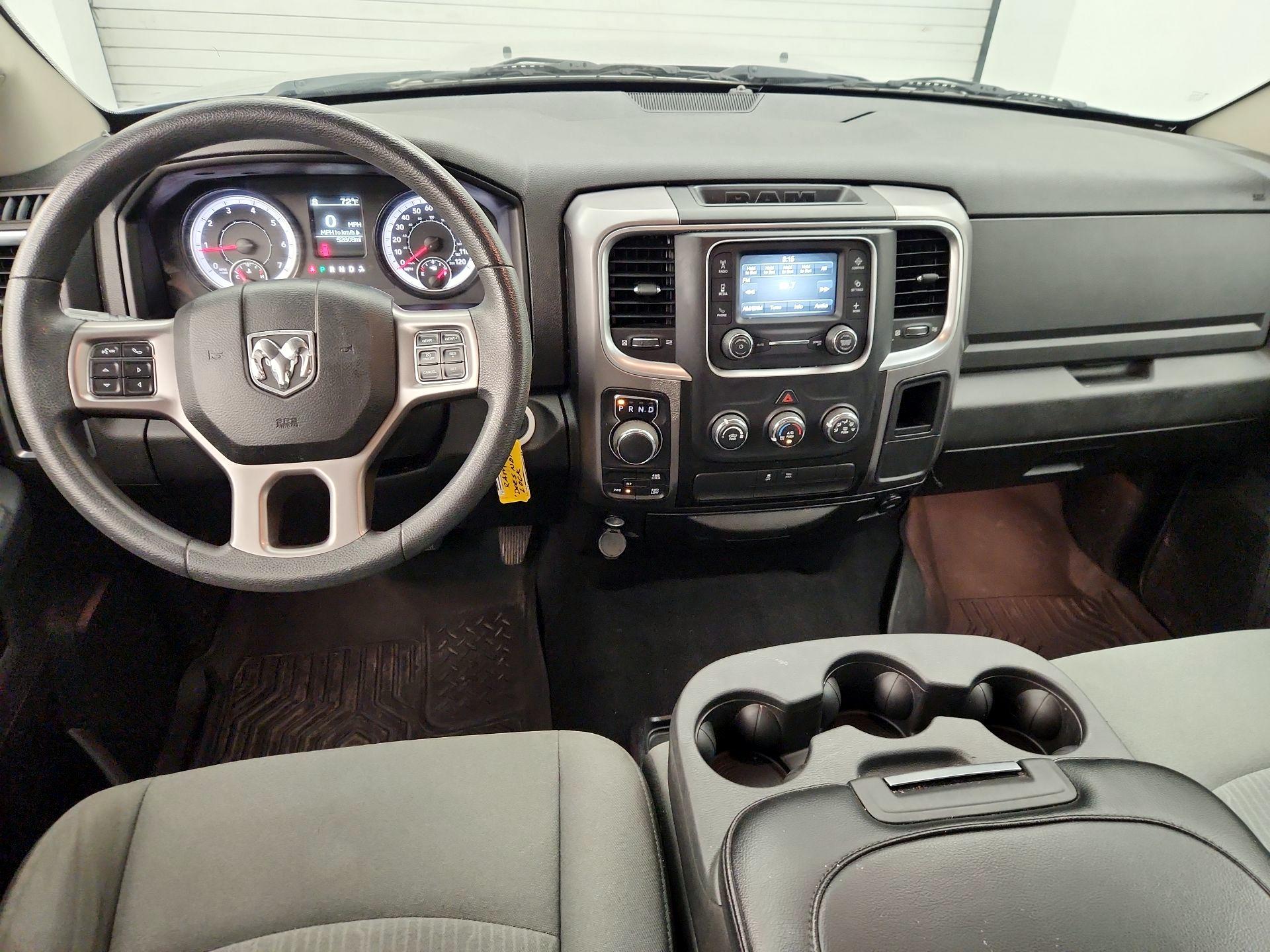 Thumbnail: 2022 RAM 1500 Classic - 9