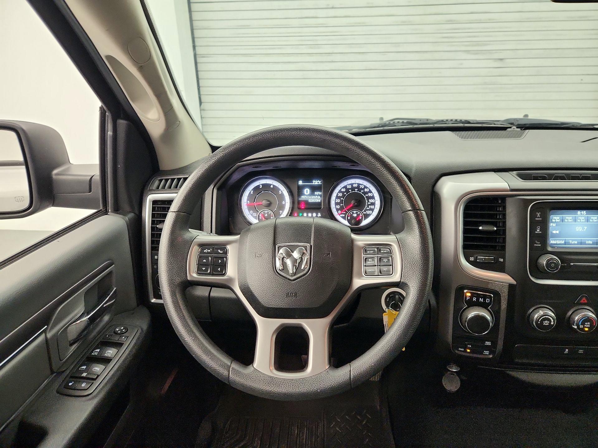 Thumbnail: 2022 RAM 1500 Classic - 10