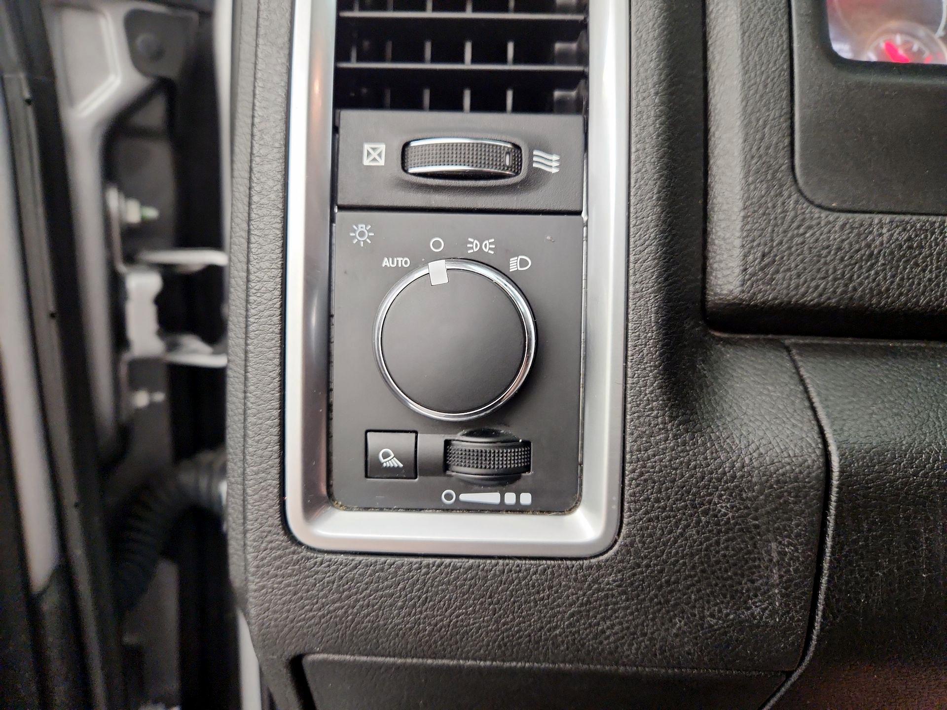 Thumbnail: 2022 RAM 1500 Classic - 13