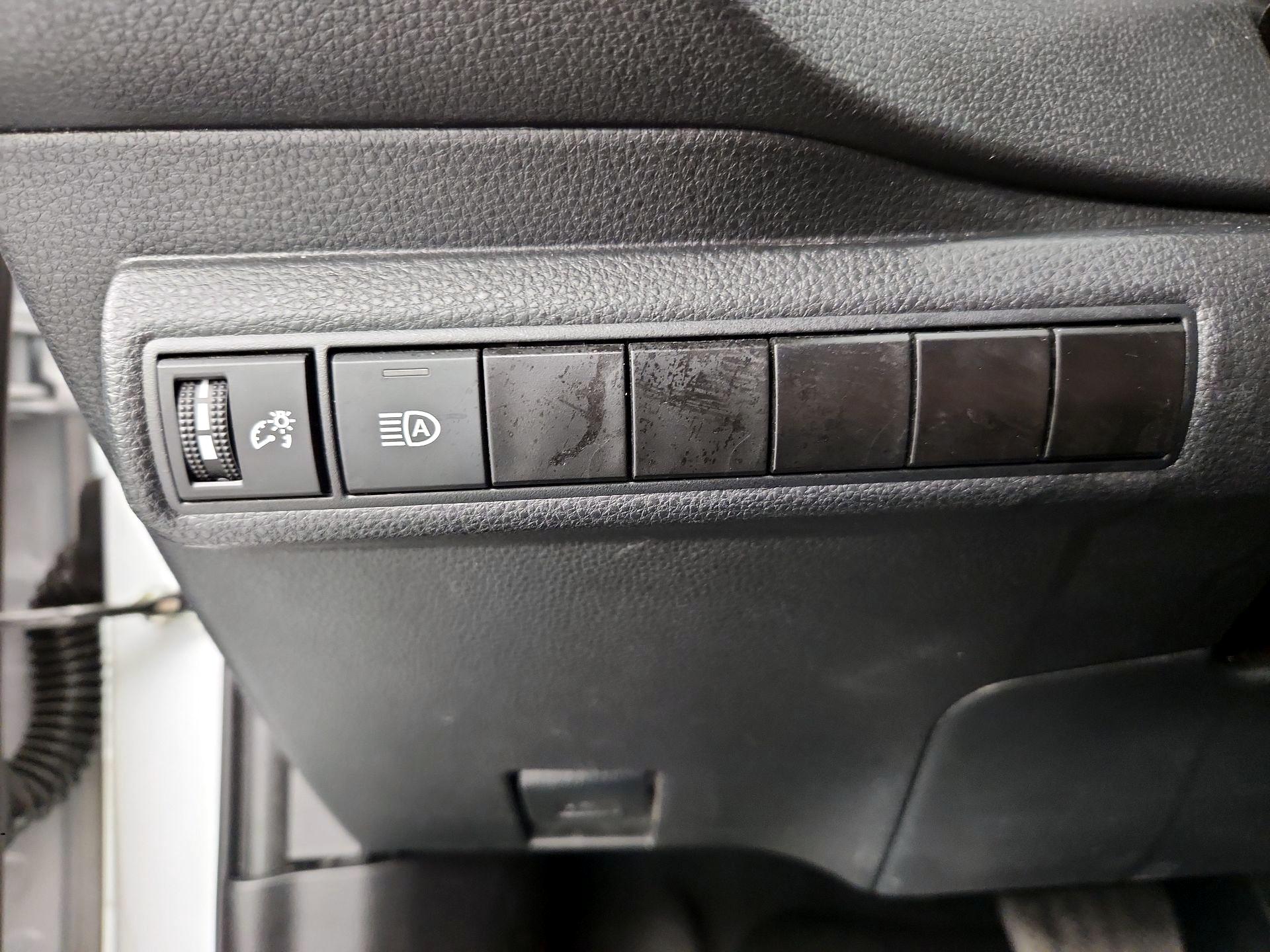 Thumbnail: 2024 Toyota Corolla - 13