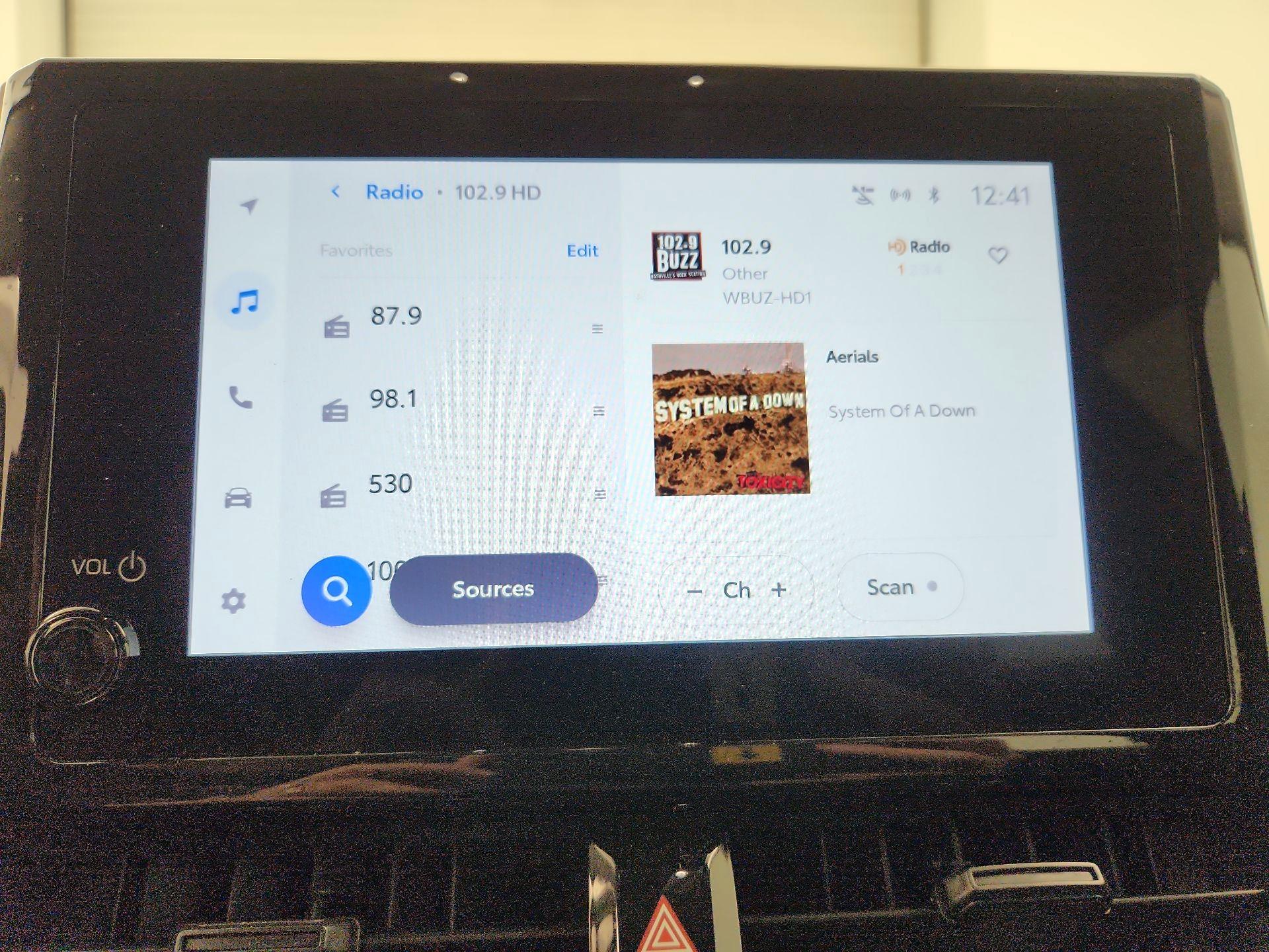 Thumbnail: 2024 Toyota Corolla - 15