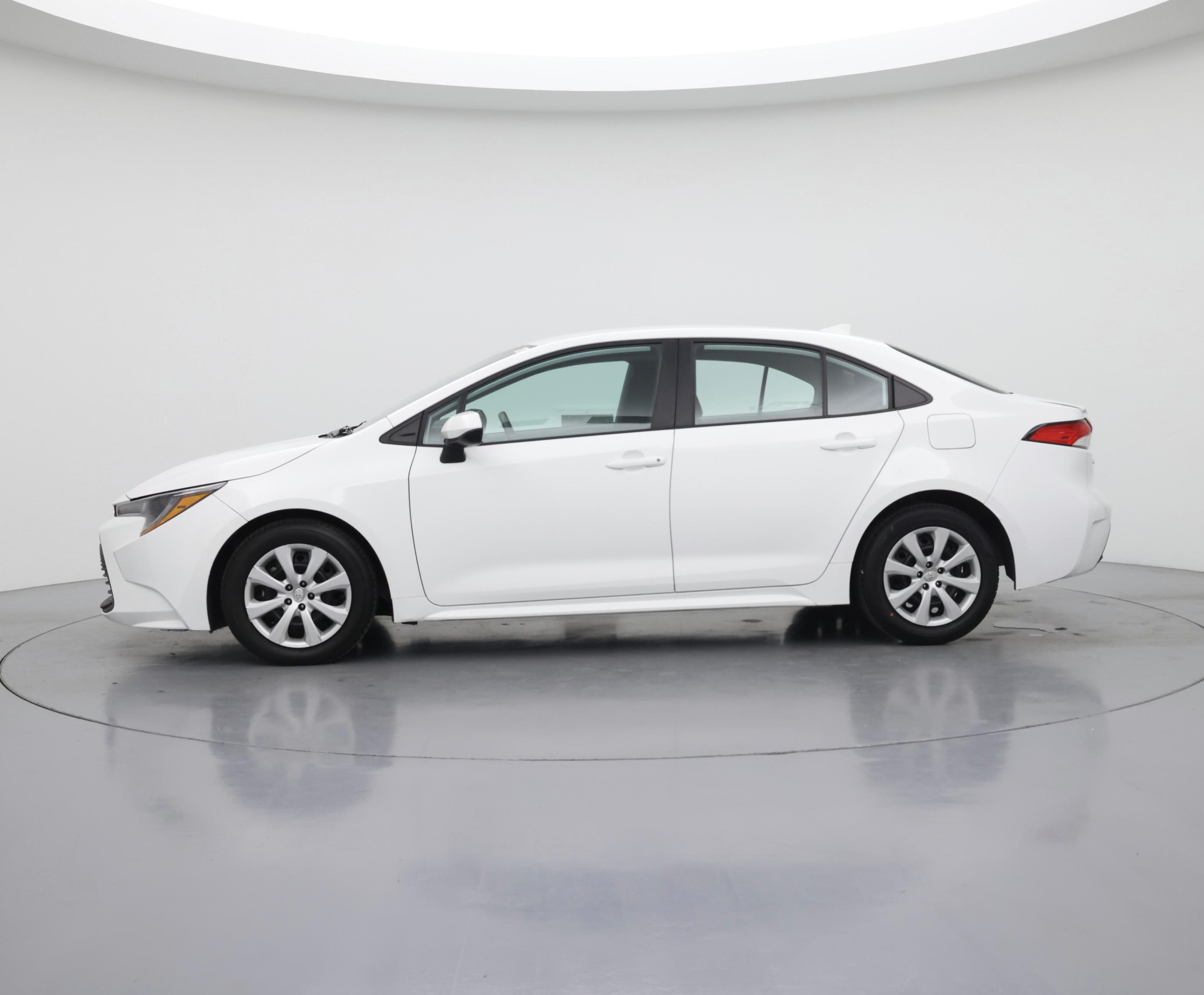 Thumbnail: 2024 Toyota Corolla - 3