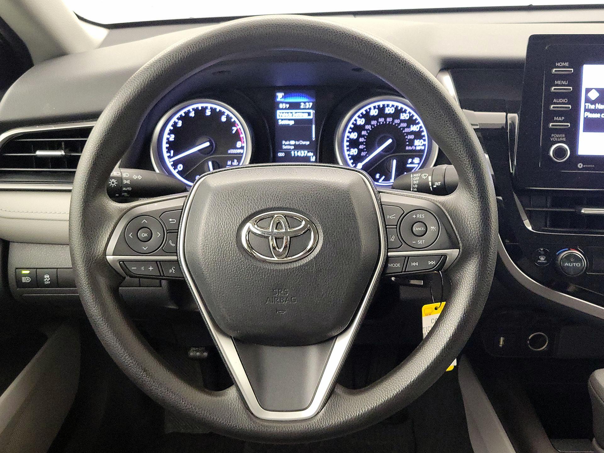 Thumbnail: 2022 Toyota Camry - 10