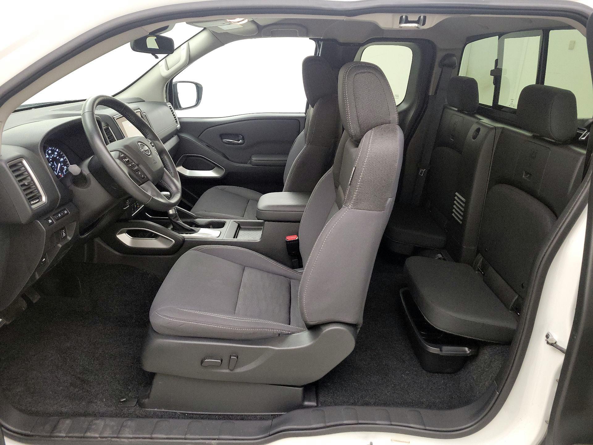 Thumbnail: 2024 Nissan Frontier - 19