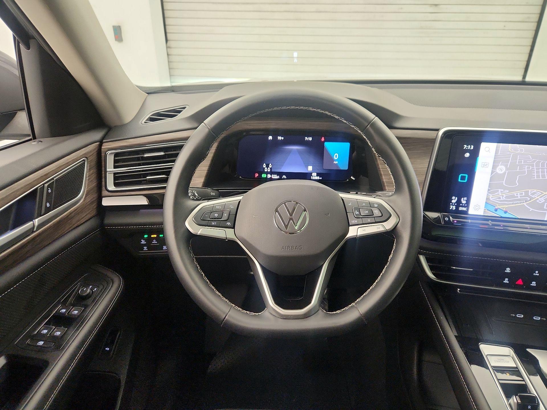 Thumbnail: 2025 Volkswagen Atlas - 10