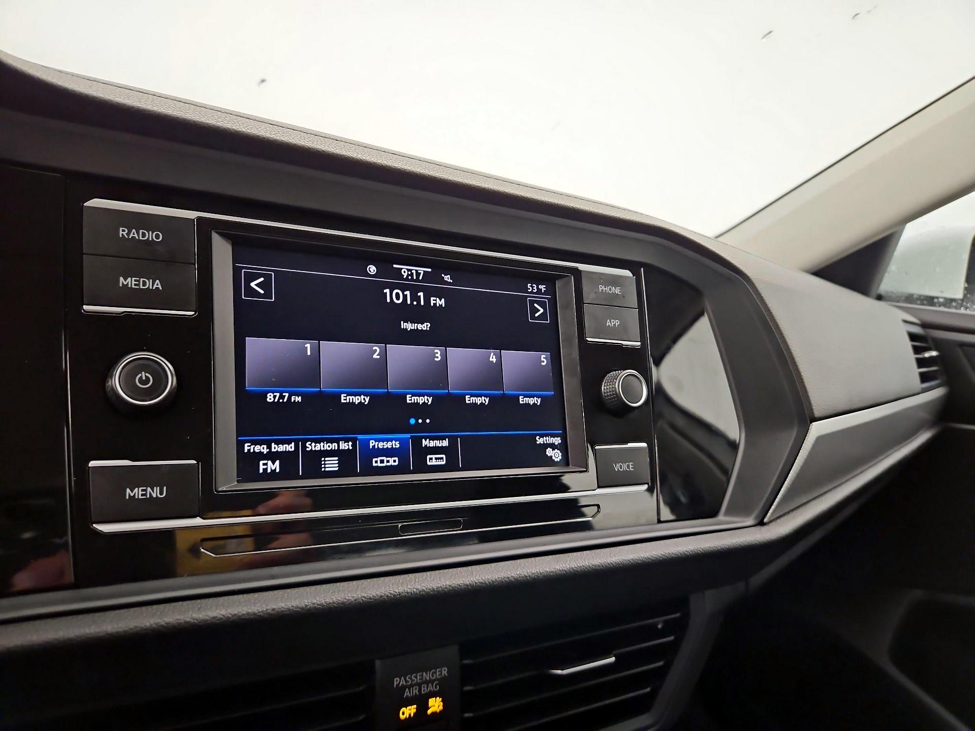 Thumbnail: 2021 Volkswagen Jetta - 15