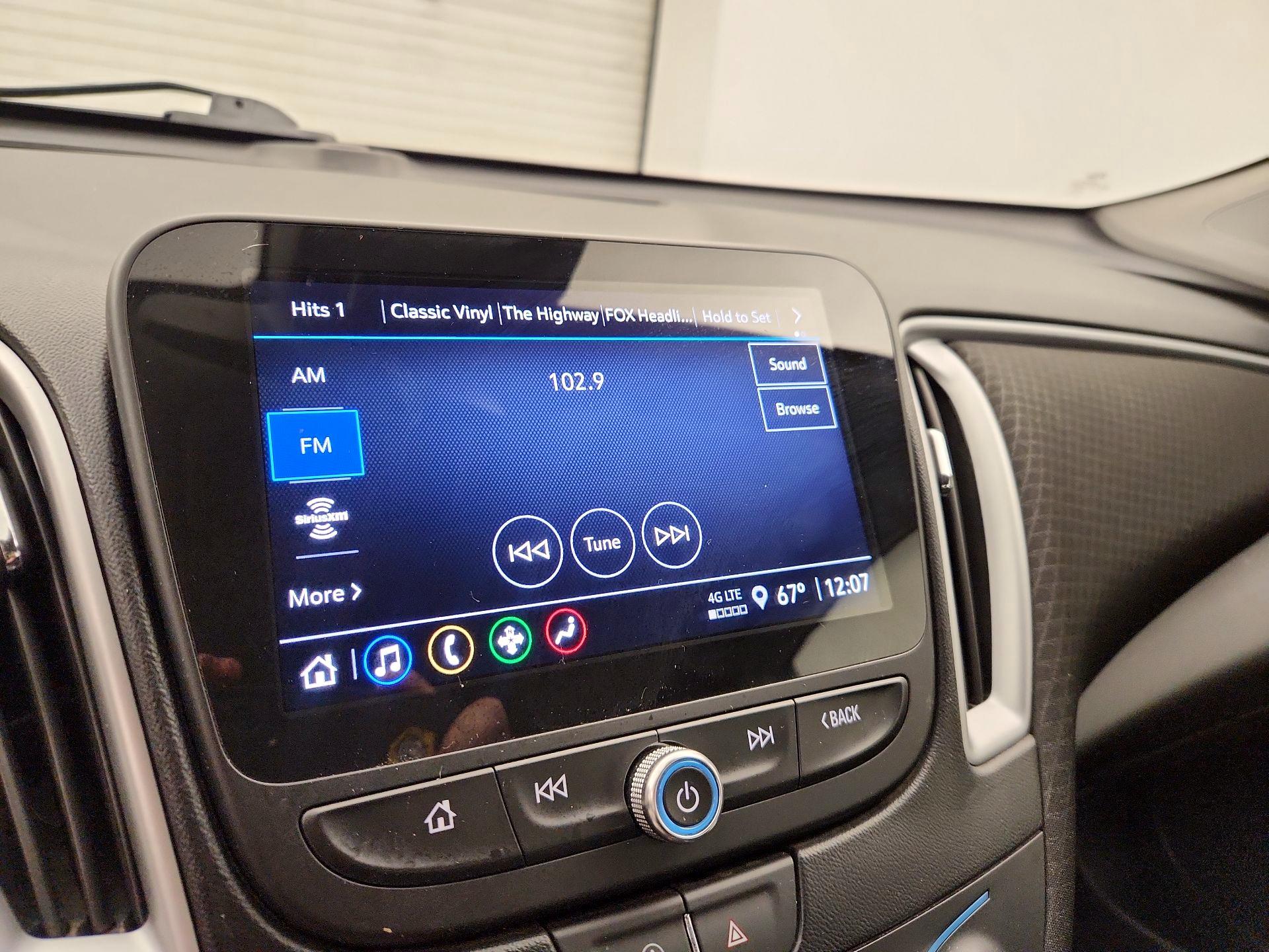 Thumbnail: 2023 Chevrolet Malibu - 15