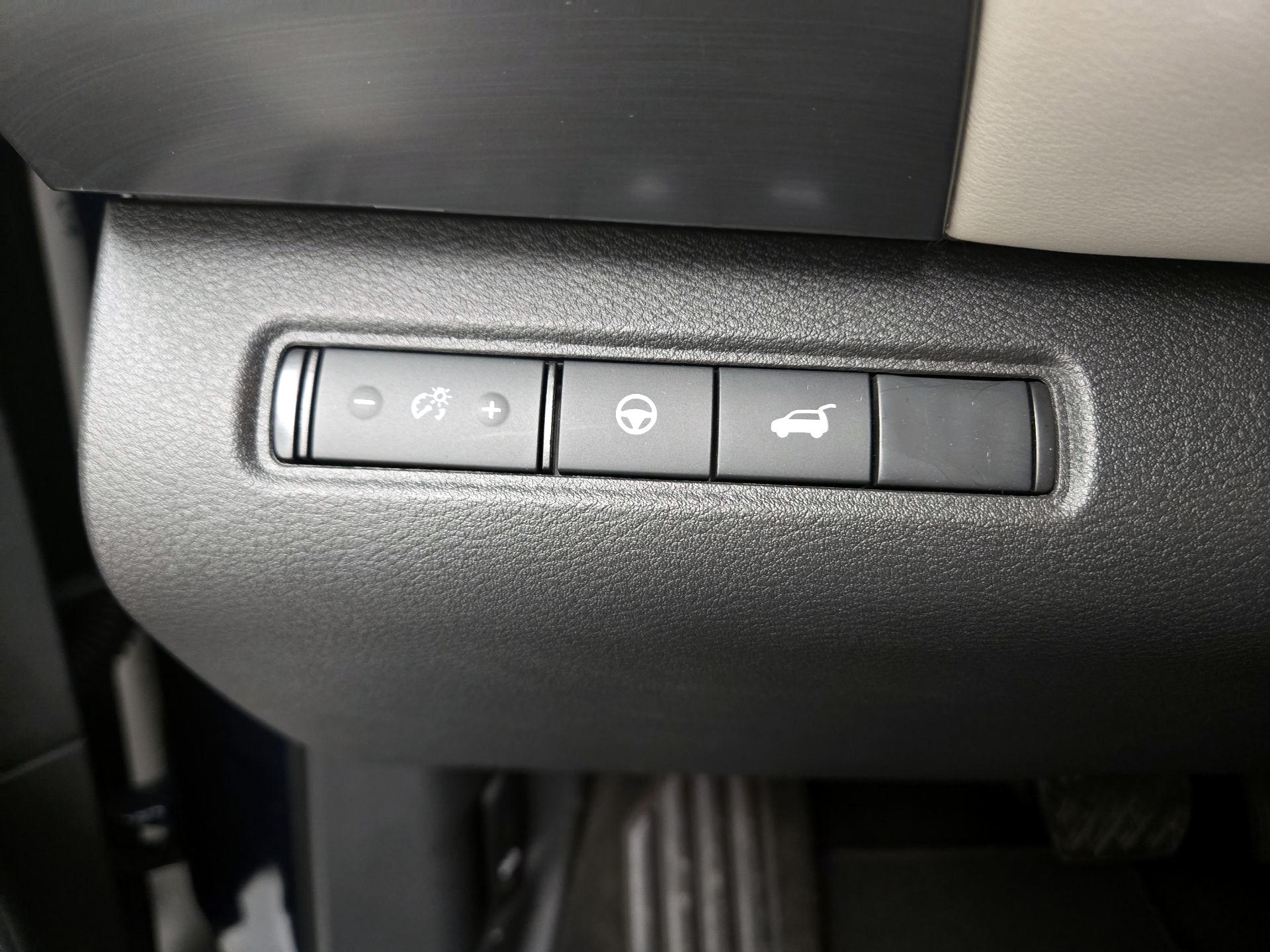 Thumbnail: 2025 Nissan Pathfinder - 13