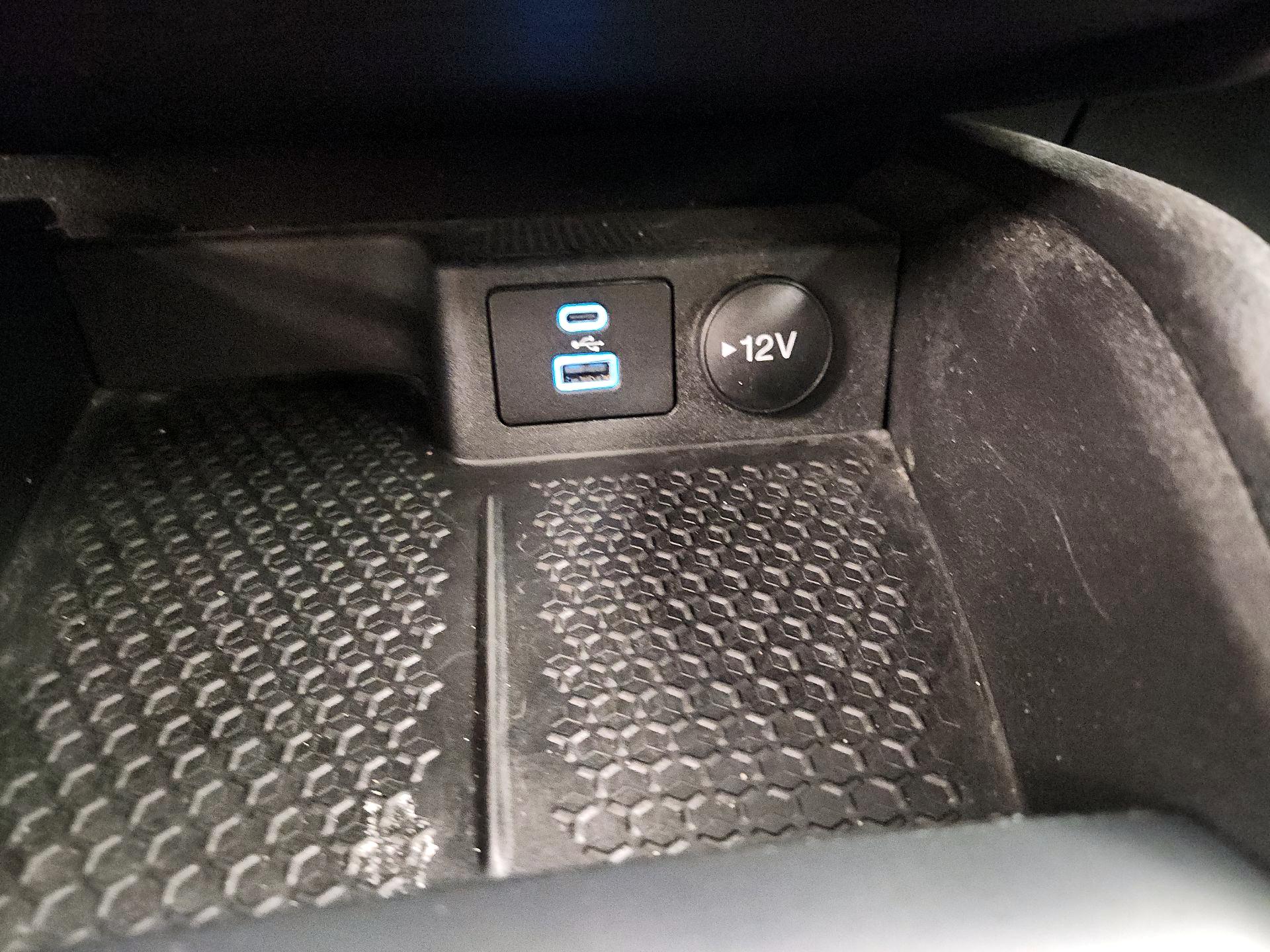 Thumbnail: 2022 Ford Bronco Sport - 18