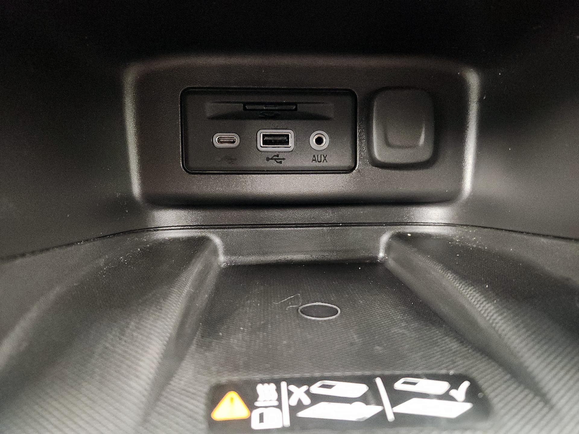 Thumbnail: 2024 Chevrolet Equinox - 19