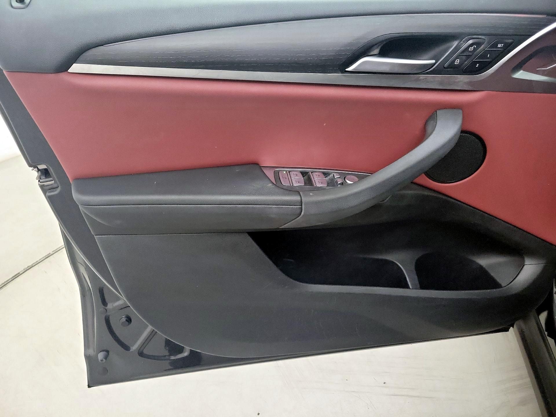 Thumbnail: 2022 BMW X3 - 12