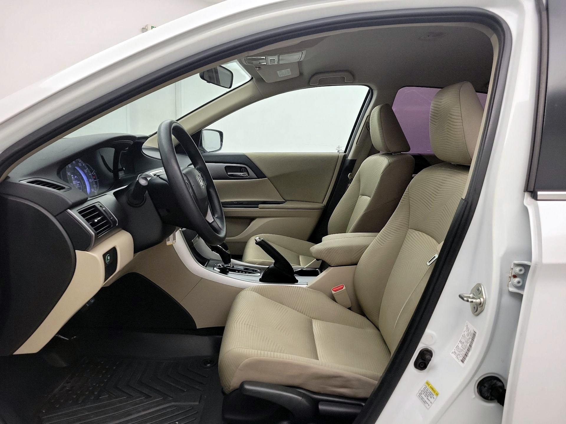 Thumbnail: 2015 Honda Accord - 11