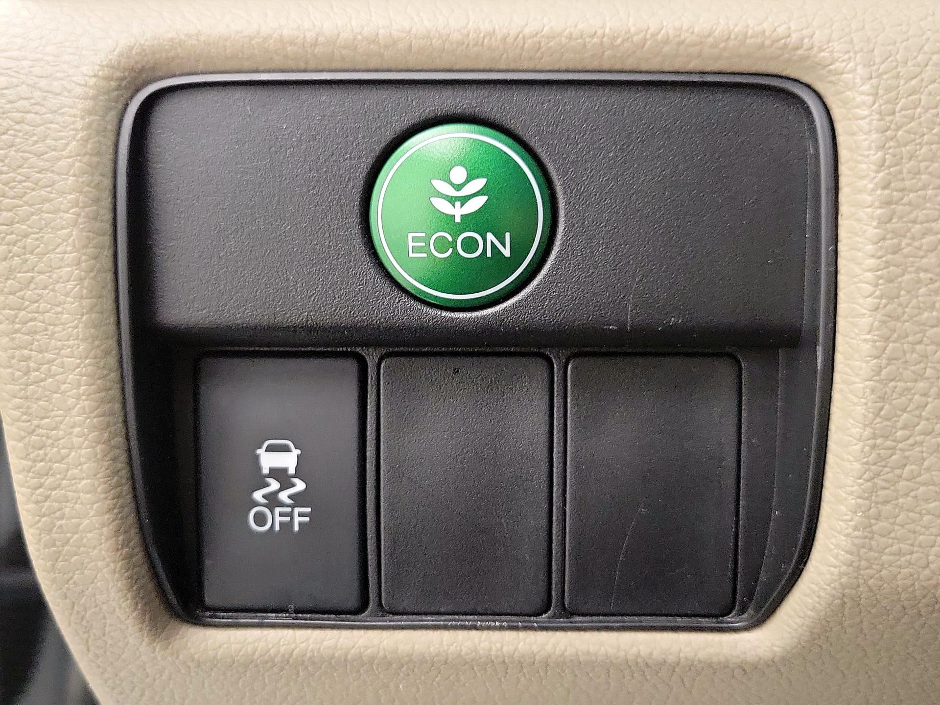 Thumbnail: 2015 Honda Accord - 13