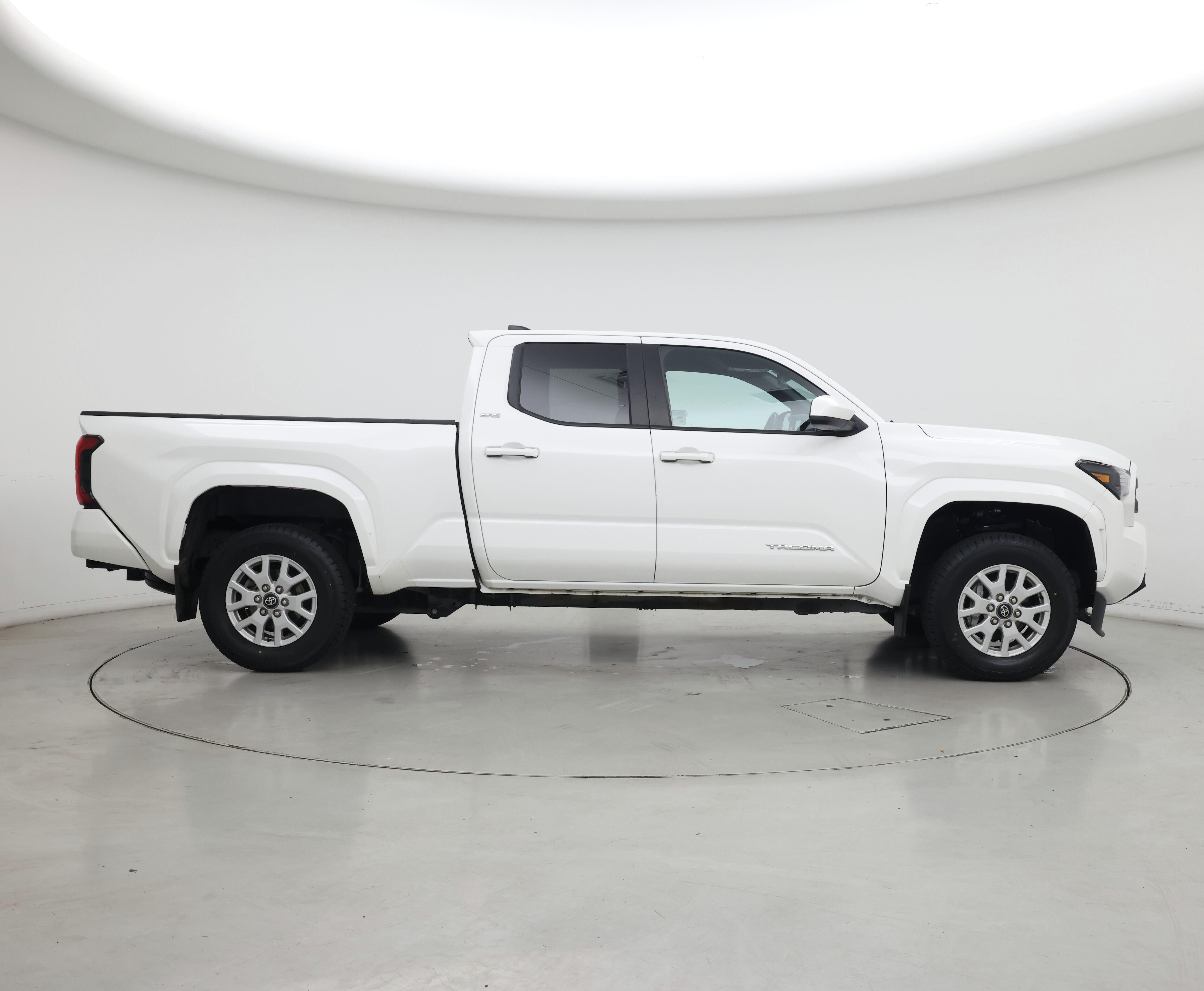 Thumbnail: 2024 Toyota Tacoma - 7