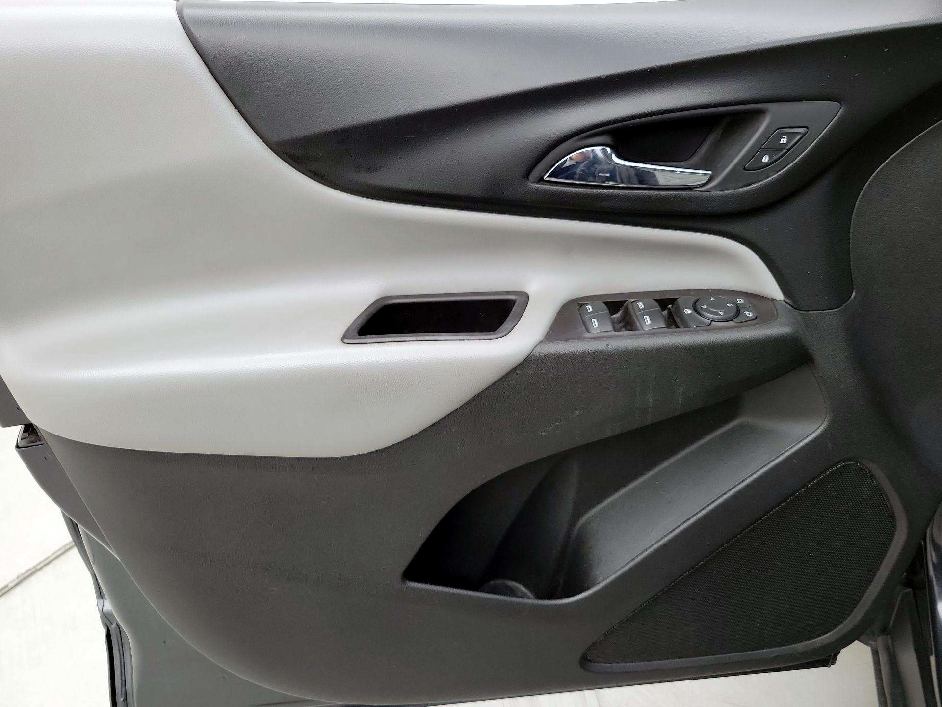 Thumbnail: 2020 Chevrolet Equinox - 12