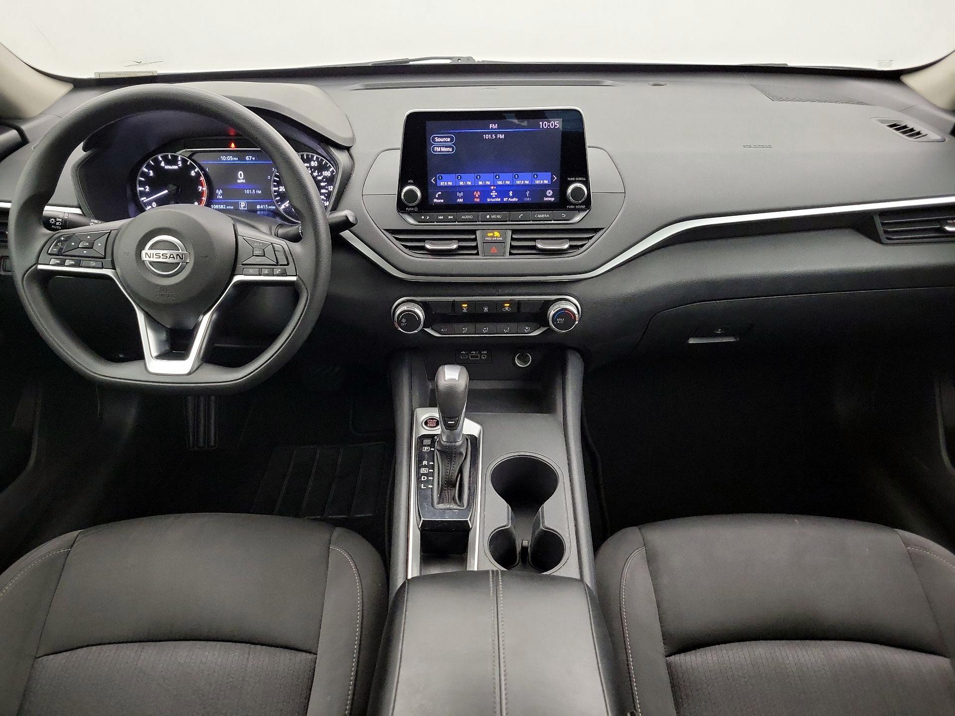 Thumbnail: 2020 Nissan Altima - 9