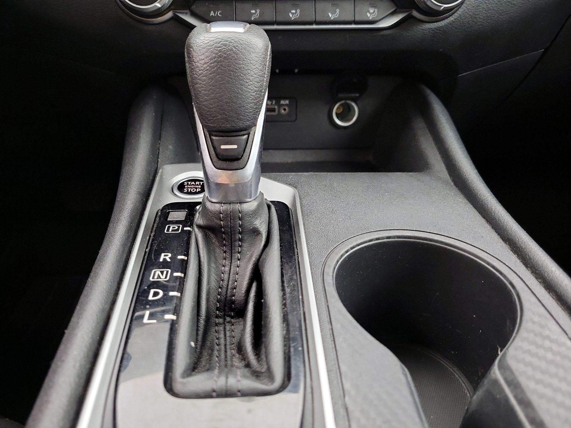 Thumbnail: 2020 Nissan Altima - 17