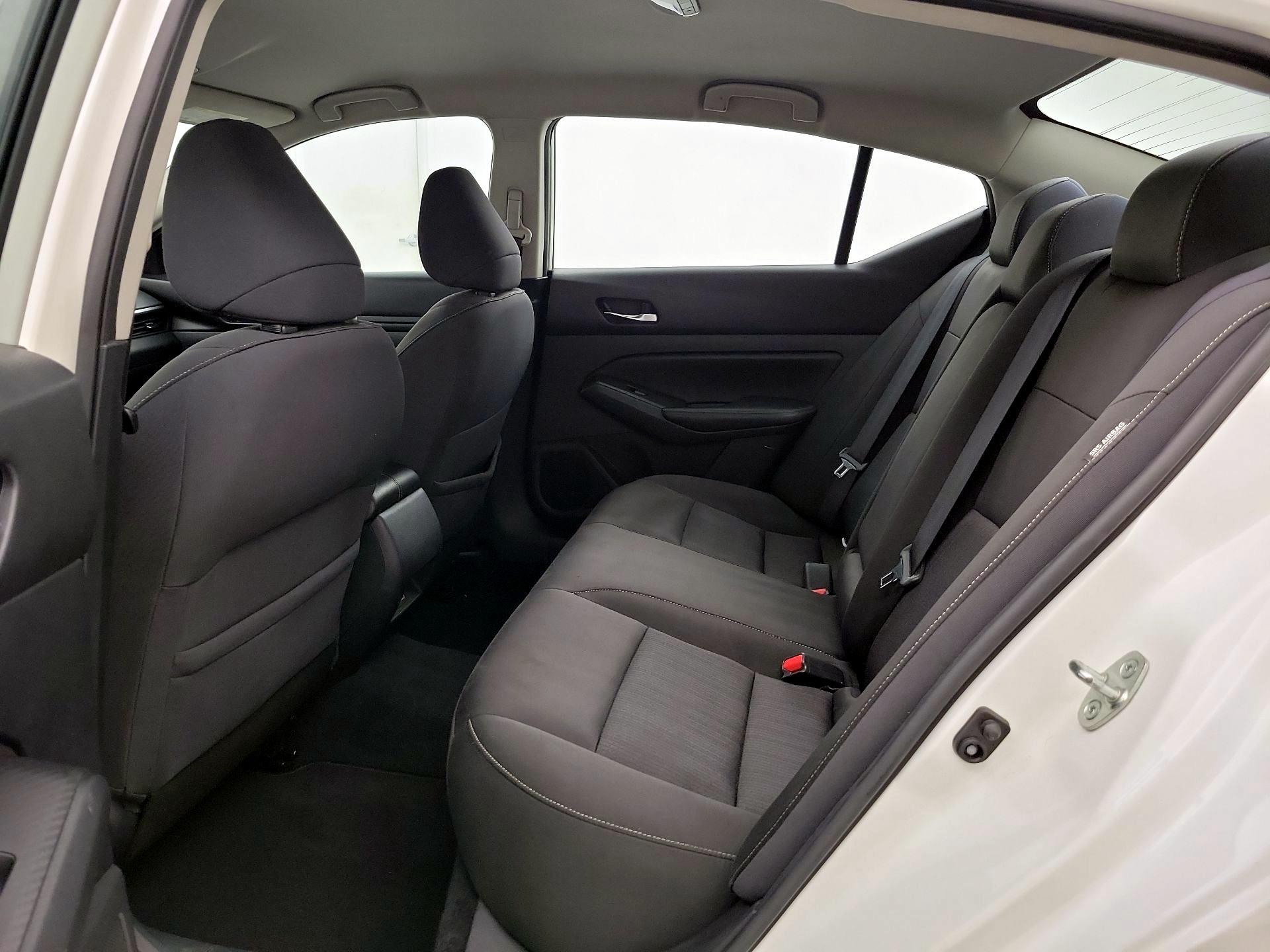 Thumbnail: 2020 Nissan Altima - 19