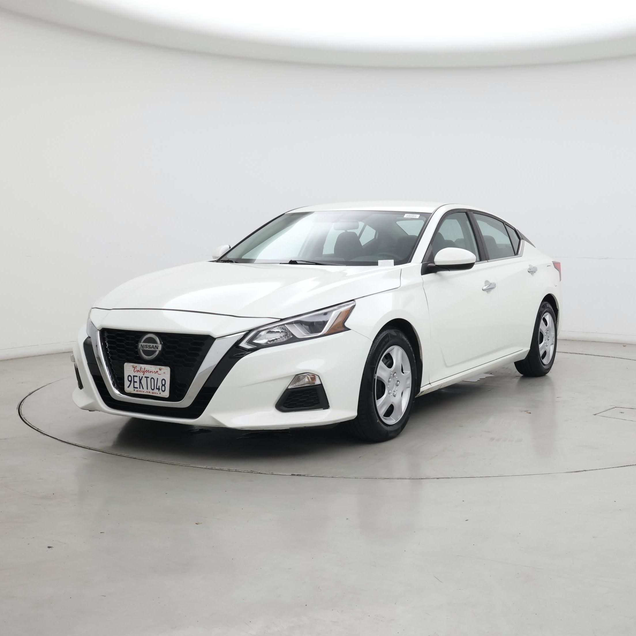 Thumbnail: 2020 Nissan Altima - 4