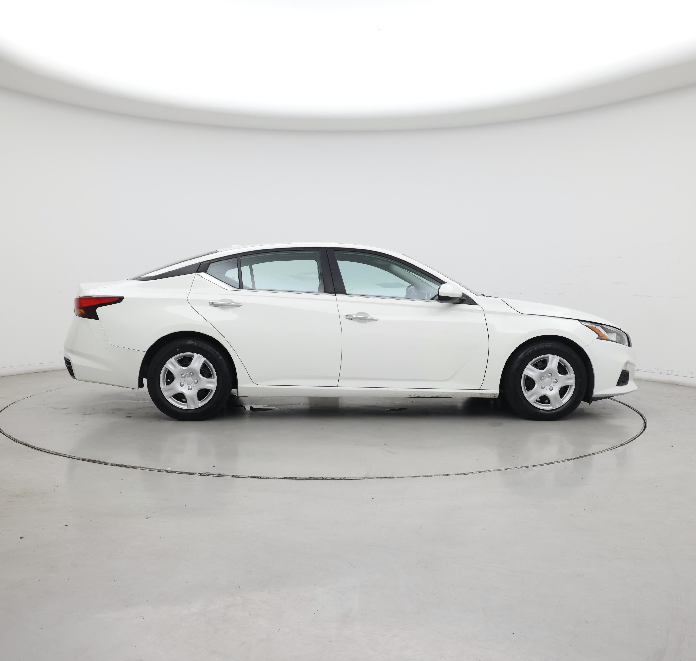 Thumbnail: 2020 Nissan Altima - 7