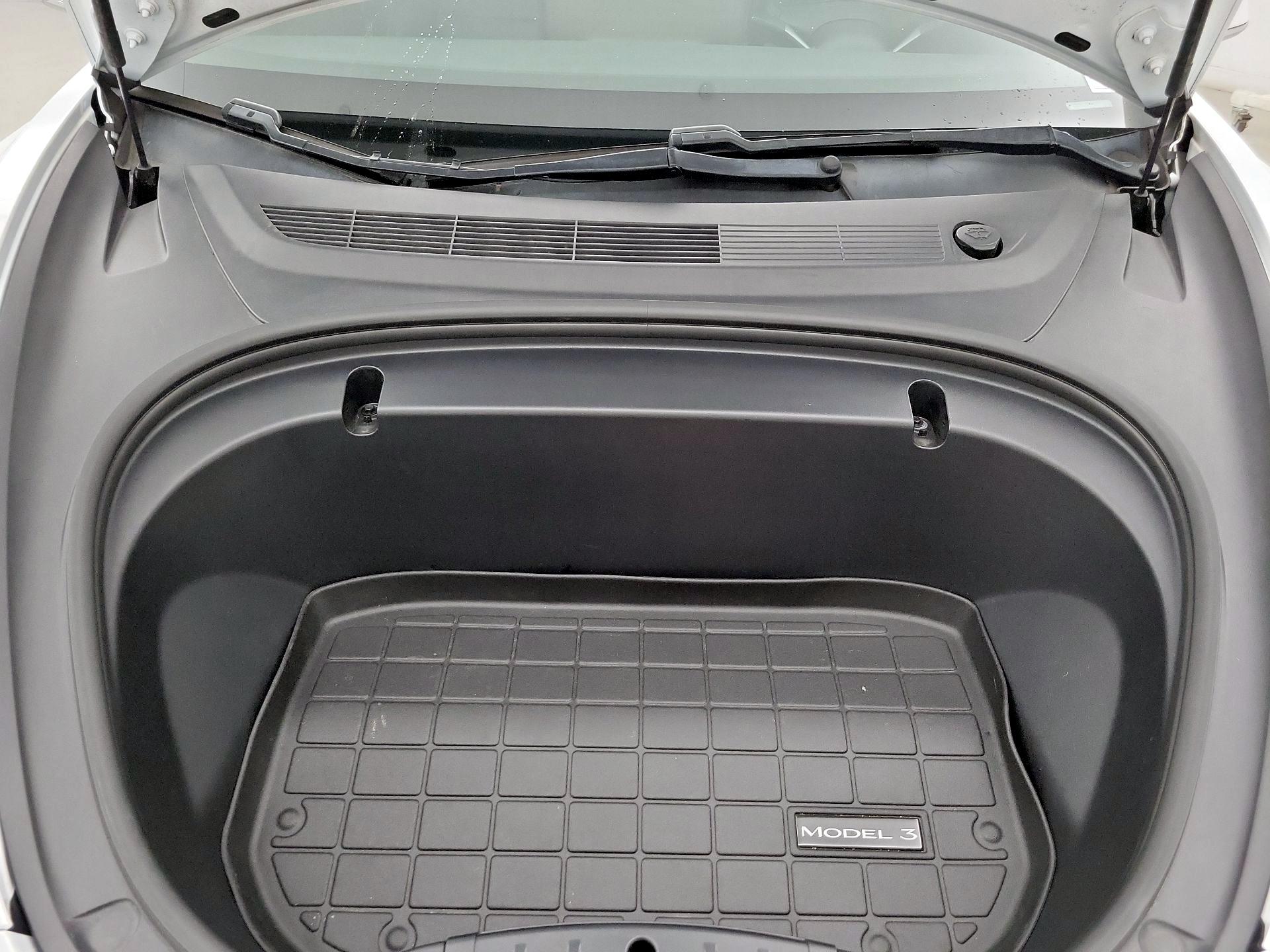 Thumbnail: 2020 Tesla Model 3 - 20