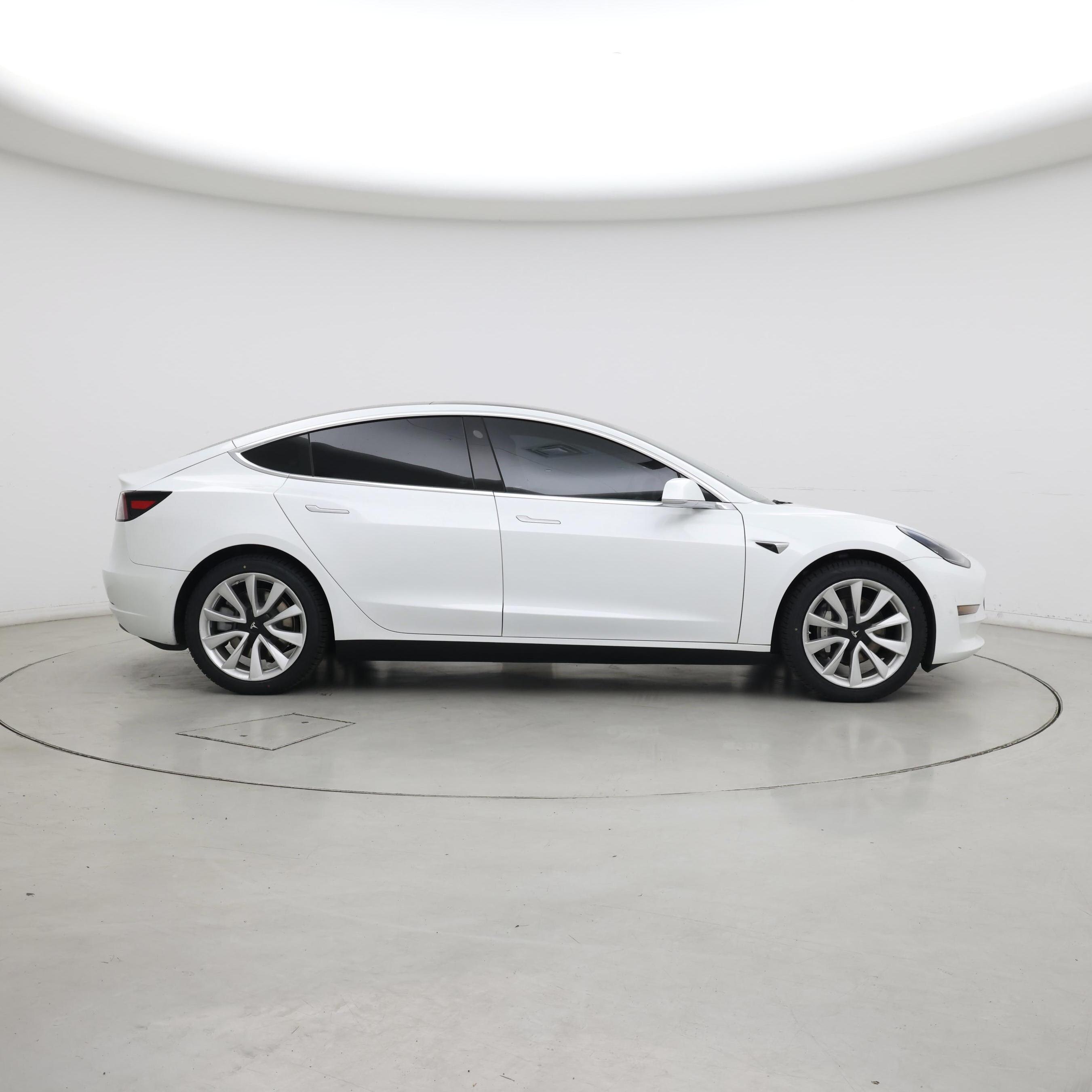 Thumbnail: 2020 Tesla Model 3 - 7
